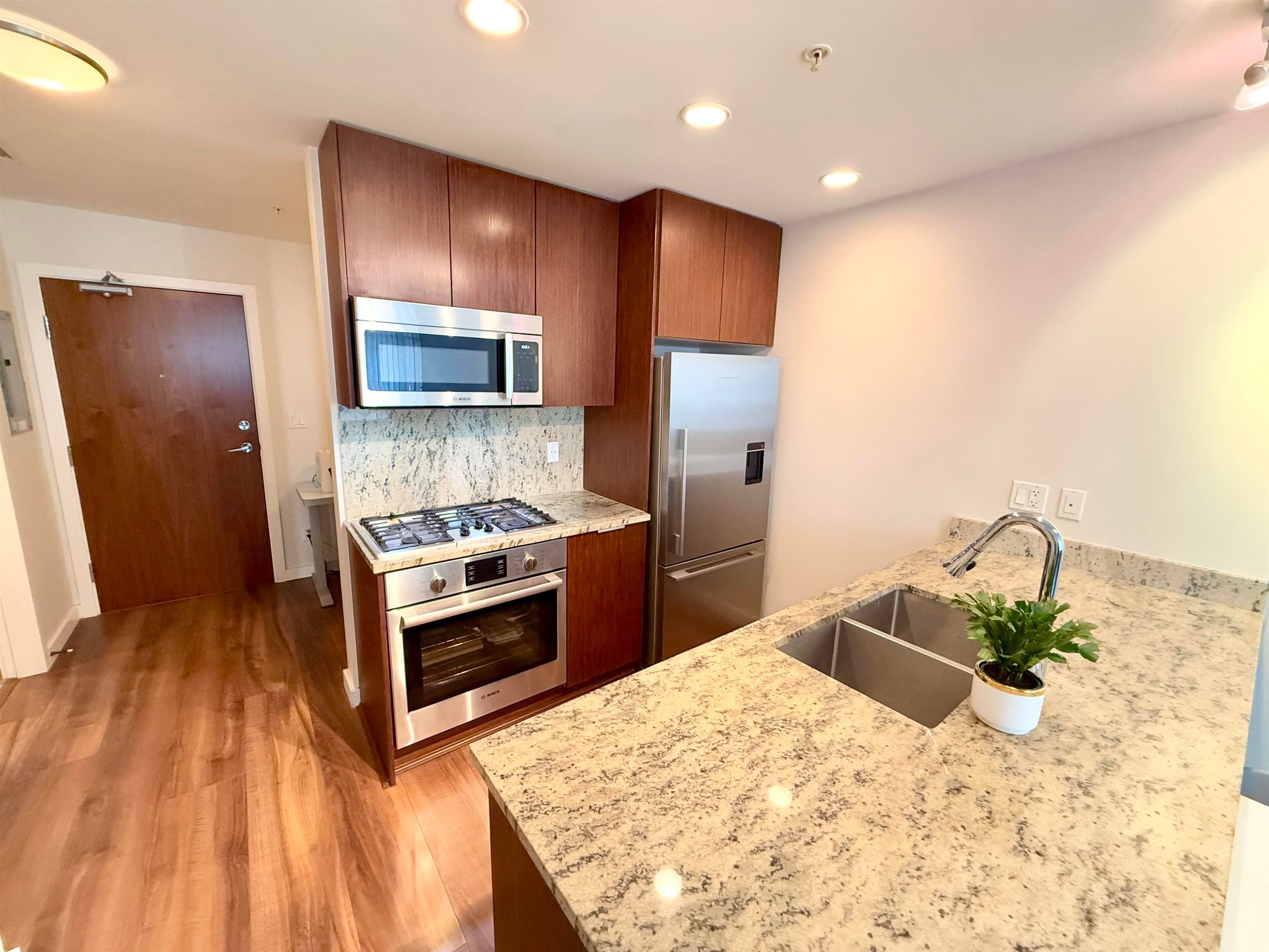510 - 8628 Hazelbridge Way, Richmond, V6X 0R5 — photo 4