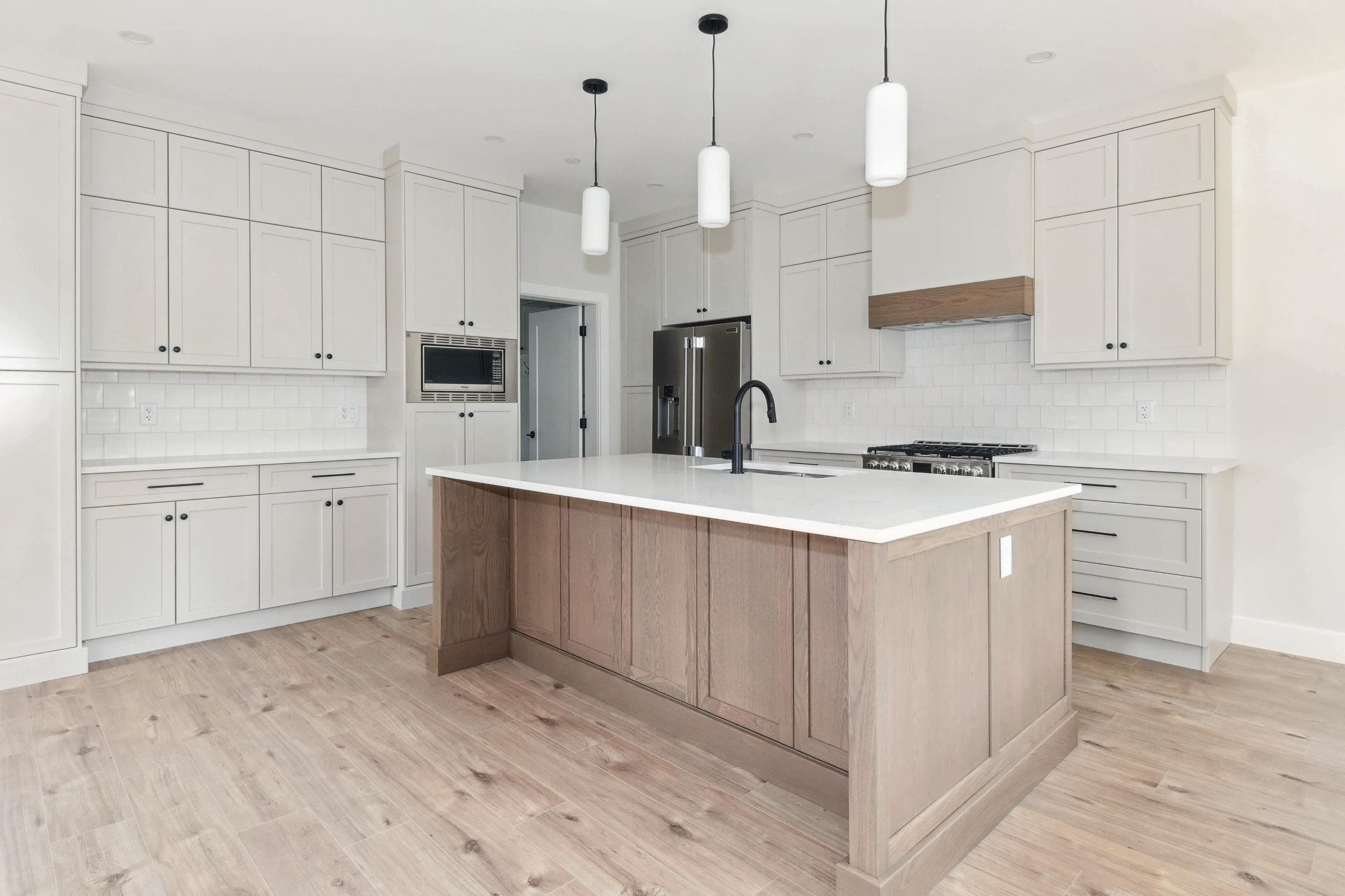 19564 Hammond Road, Pitt Meadows, V3Y 1L5 — photo 1