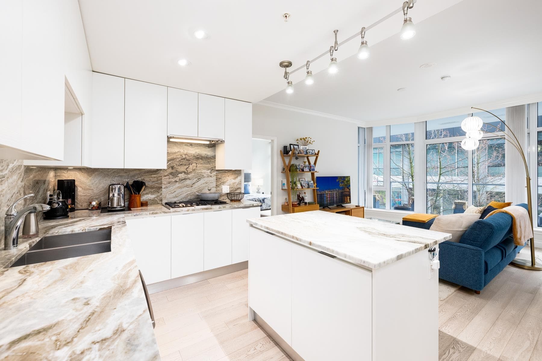 207 - 175 Victory Ship Way, North Vancouver, V7L 0G1 — photo 3