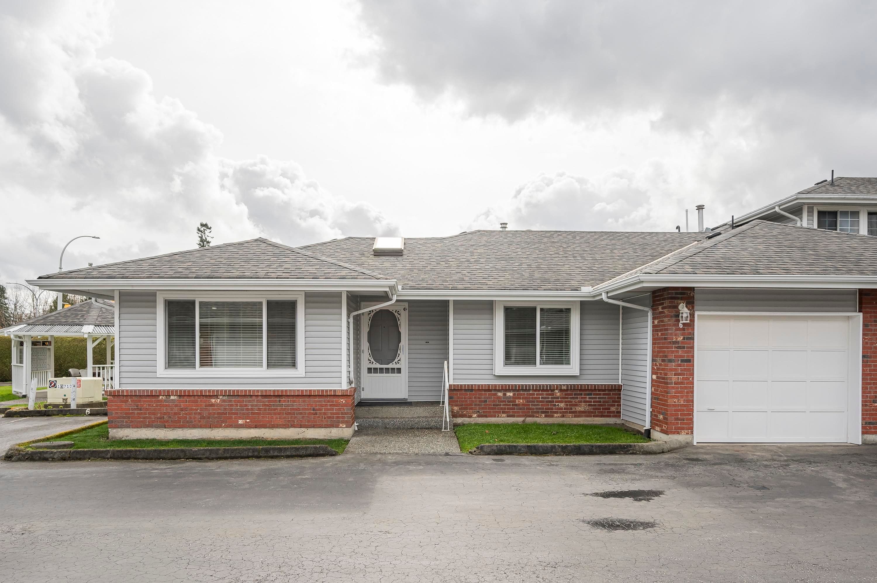 6 - 5365 205 Street, Langley, V3A 7V7 — photo 1