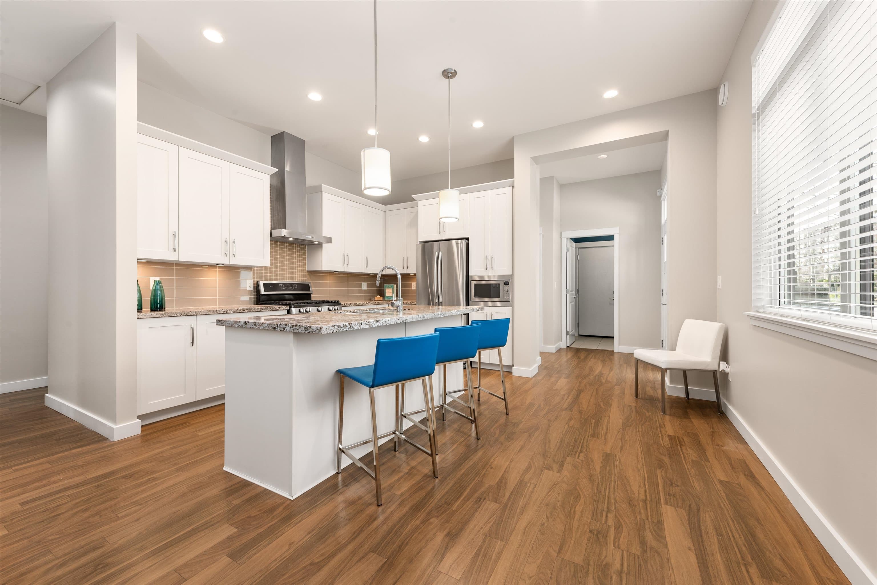 5090 Springs Boulevard, Delta, V4M 0A6 — photo 3