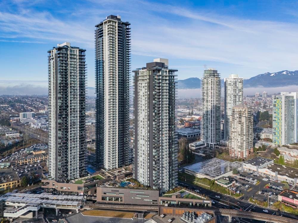 1004 - 4168 Lougheed Highway, Burnaby, V5C 0N9 — photo 4