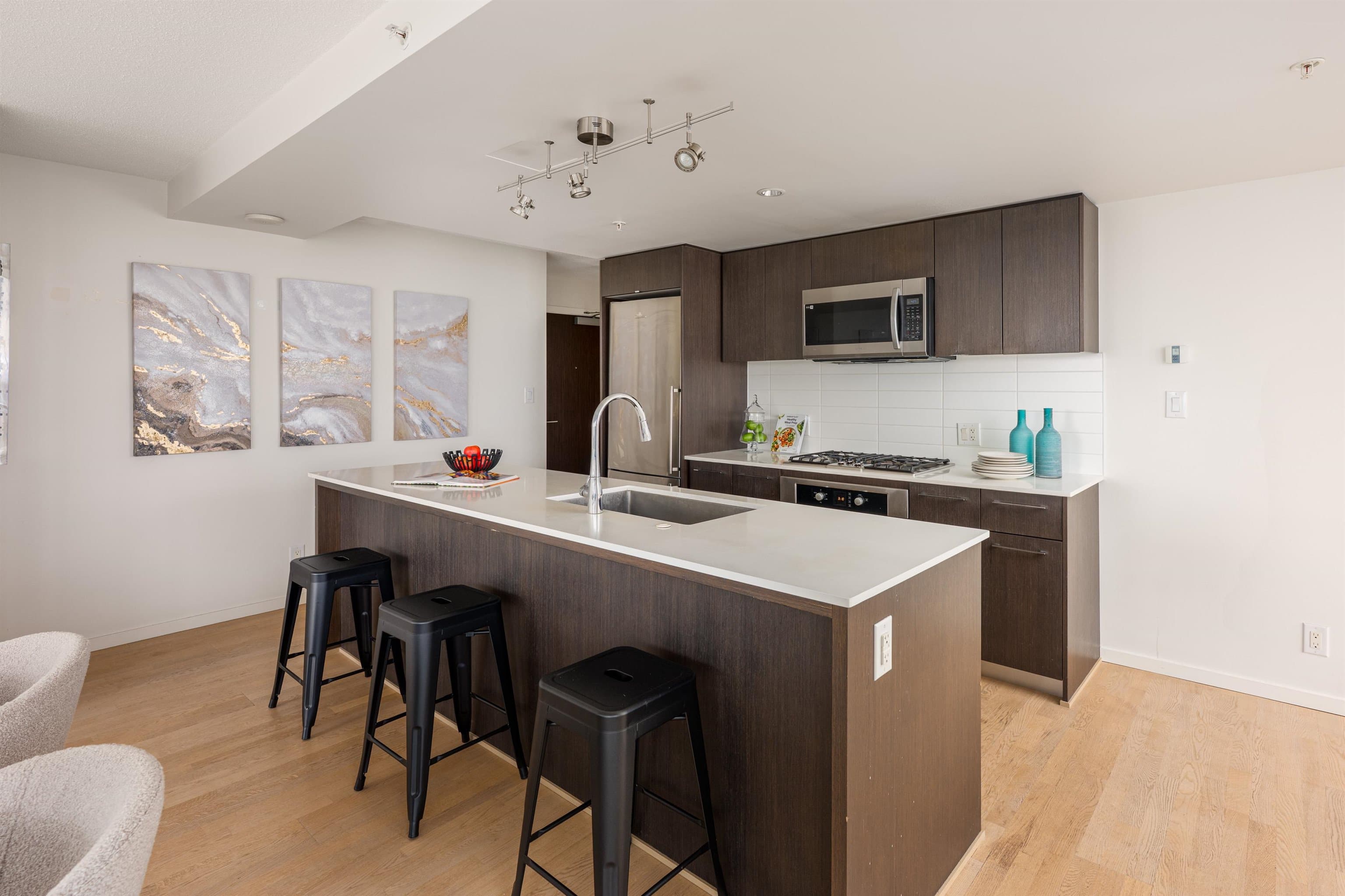 1706 - 7988 Ackroyd Road, Richmond, V6X 0K6 — photo 2