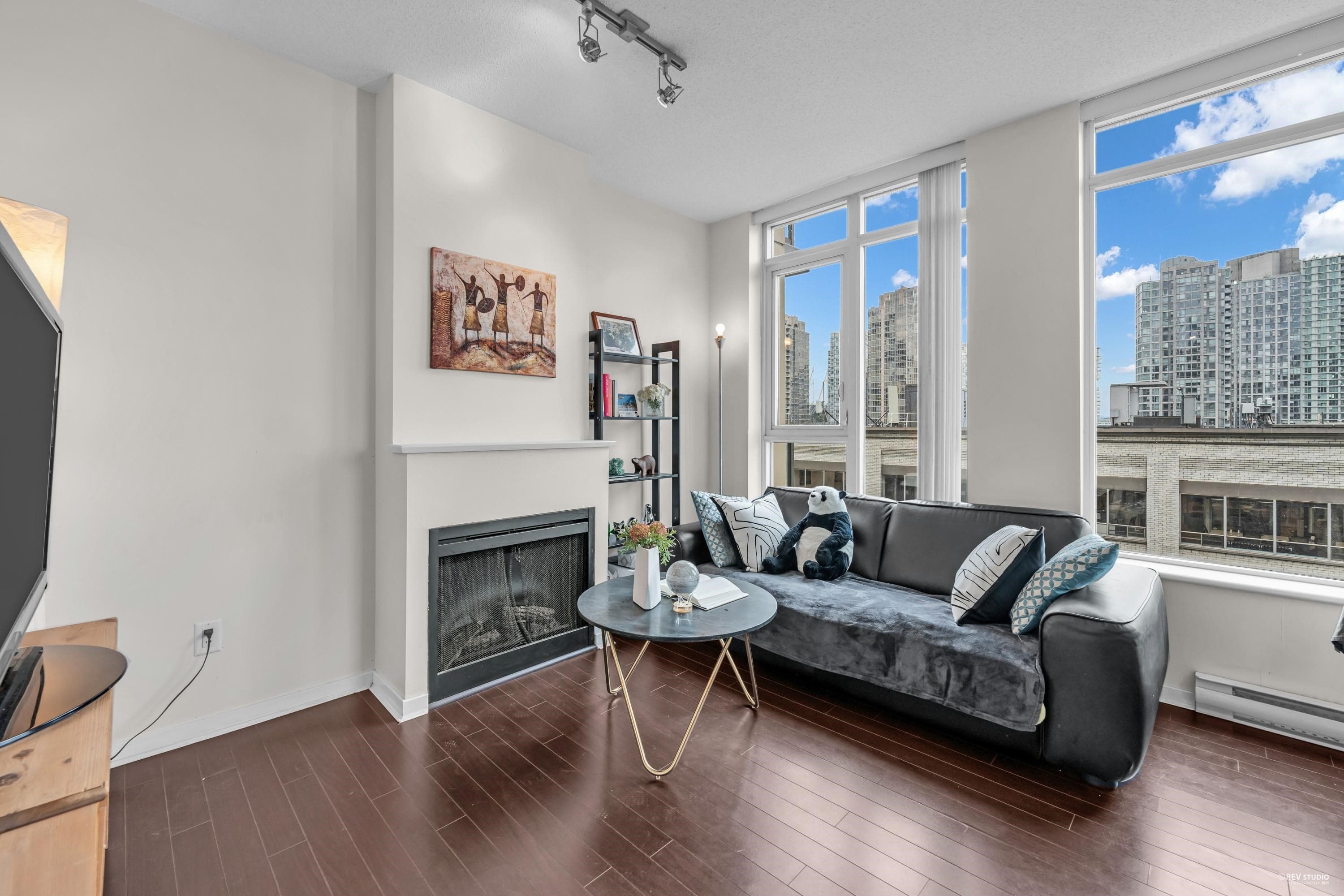 606 - 1001 Homer Street, Vancouver, V6B 1M9 — photo 5