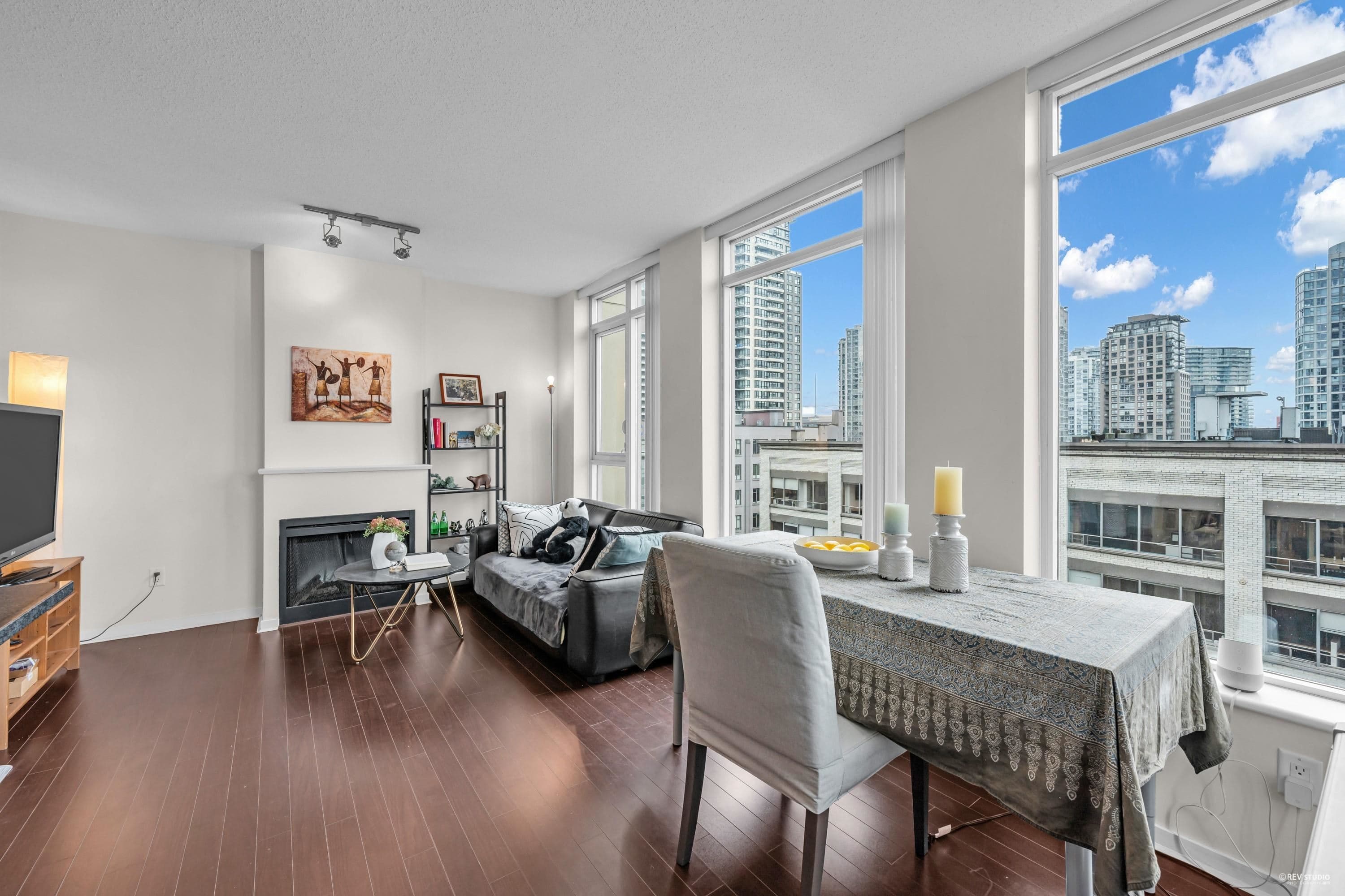 606 - 1001 Homer Street, Vancouver, V6B 1M9 — photo 4