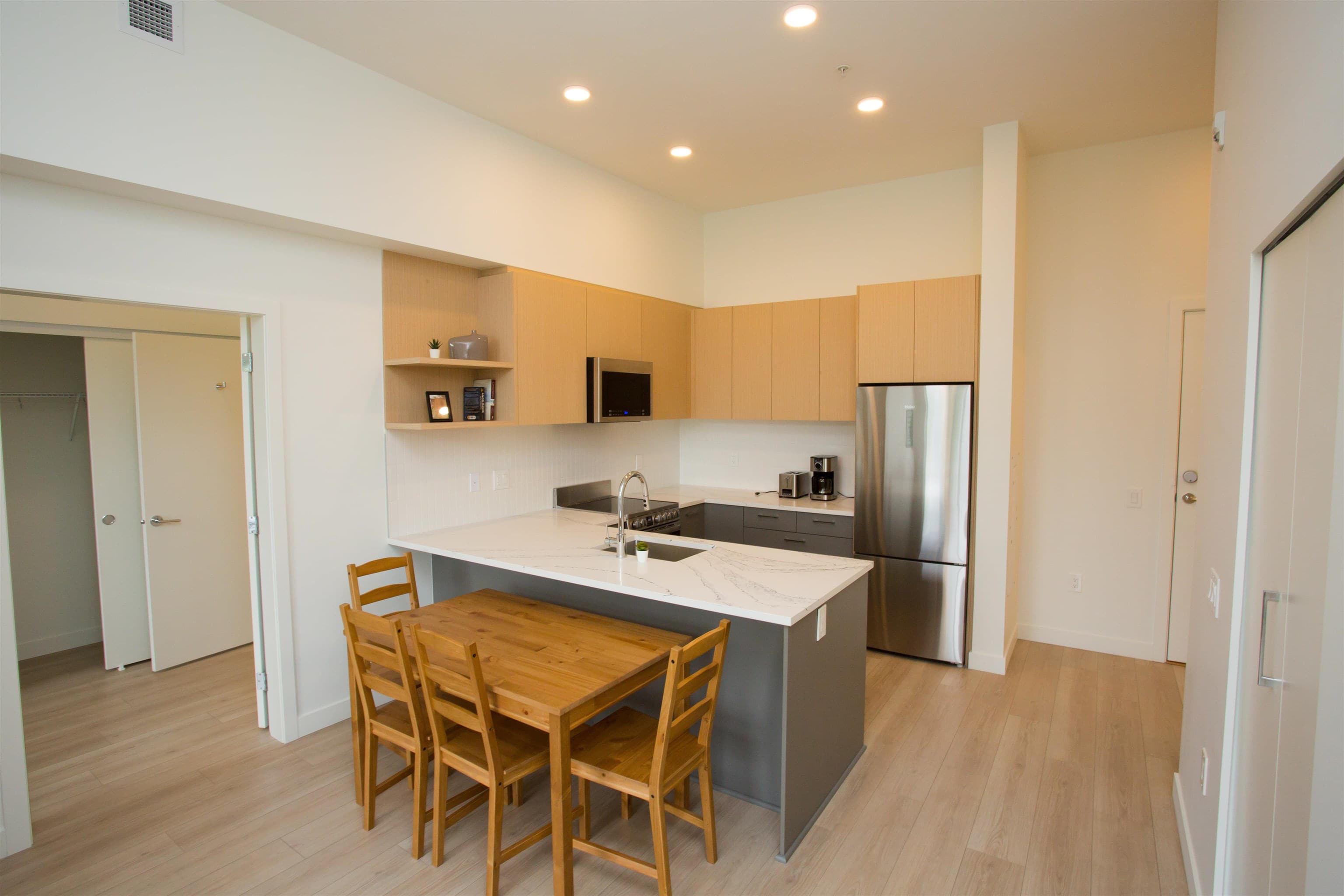 620 - 10777 138 Street, Surrey, V3T 0T5 — photo 4