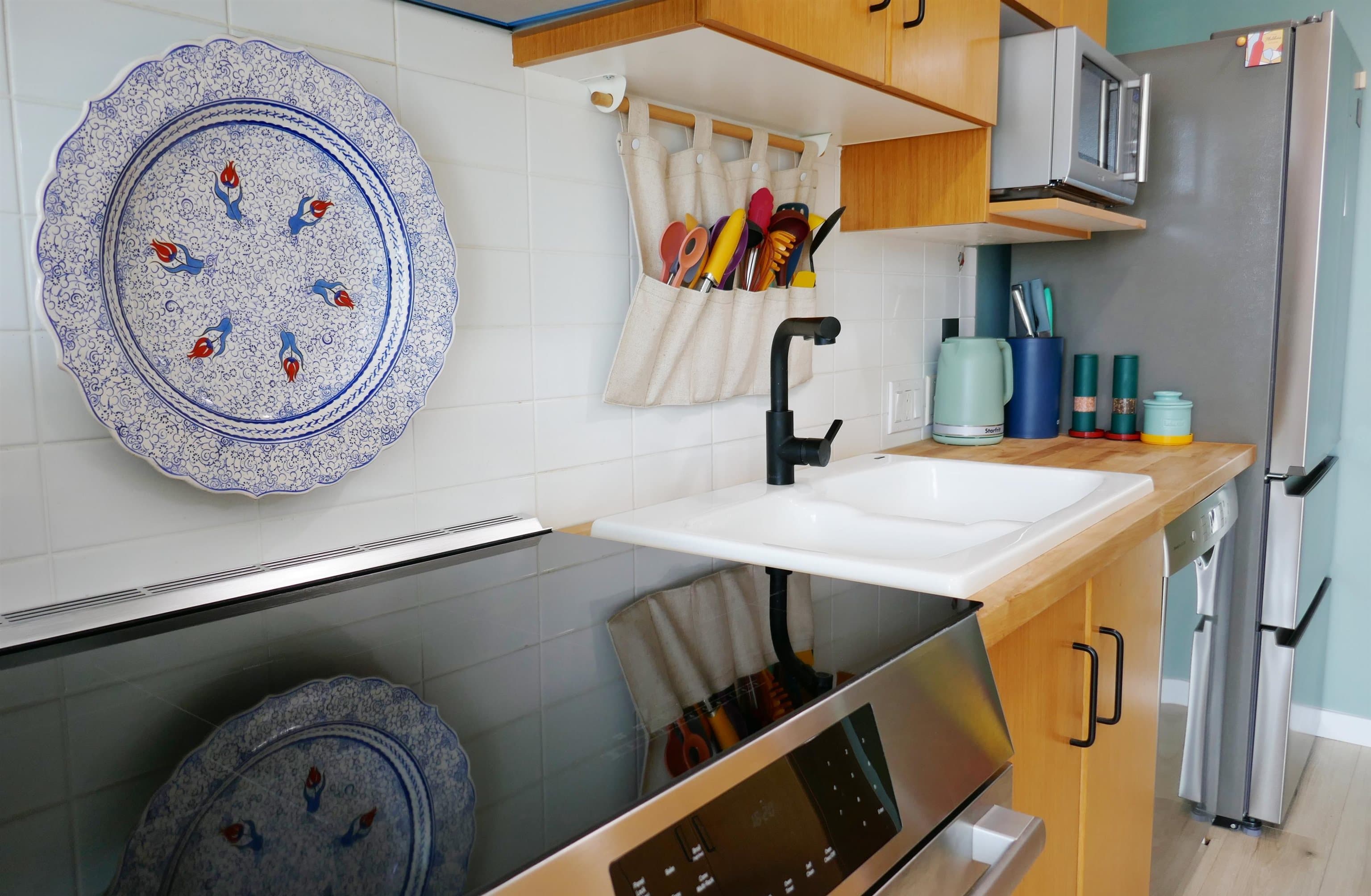 309 - 9298 University Crescent, Burnaby, V5A 4X8 — photo 5