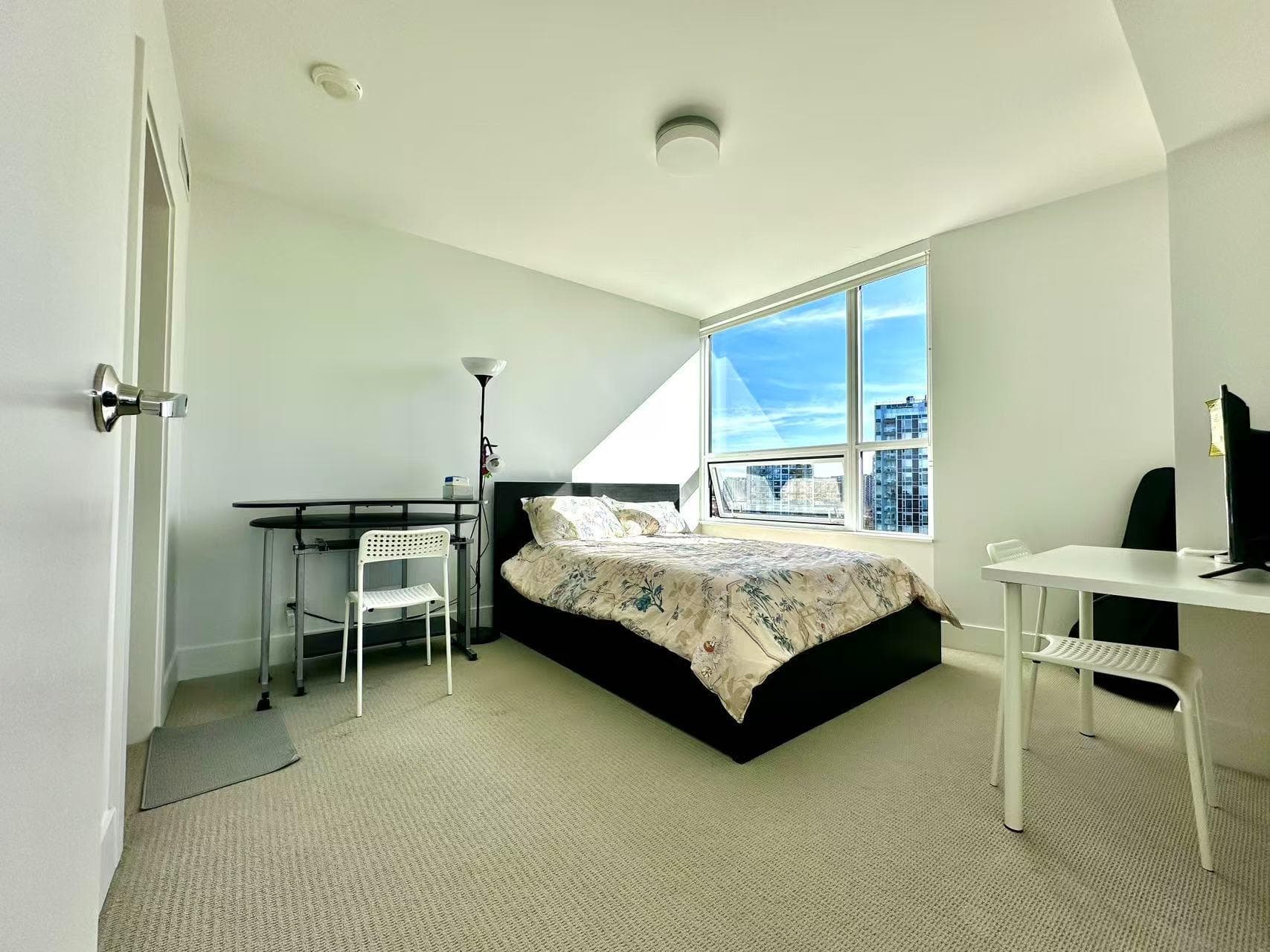 903 - 5508 Hollybridge Way, Richmond, V7C 0C7 — photo 4
