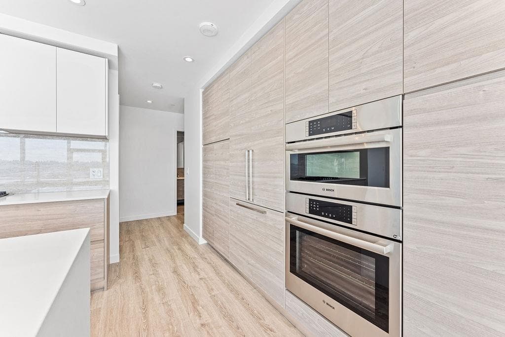 1307 - 660 Quayside Drive, New Westminster, V3M 0P1 — photo 4