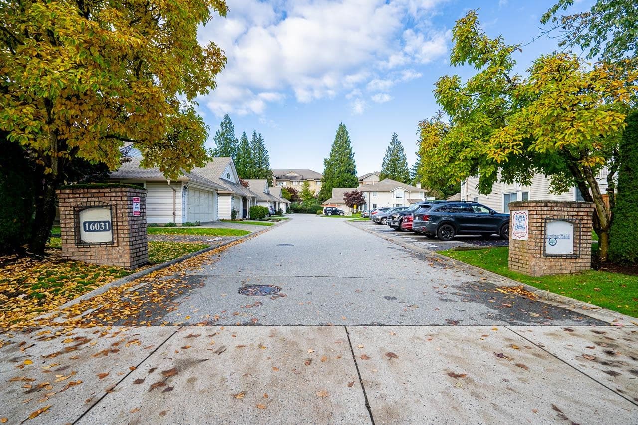 202 - 16031 82 Avenue, Surrey, V4N 0N4 — photo 1