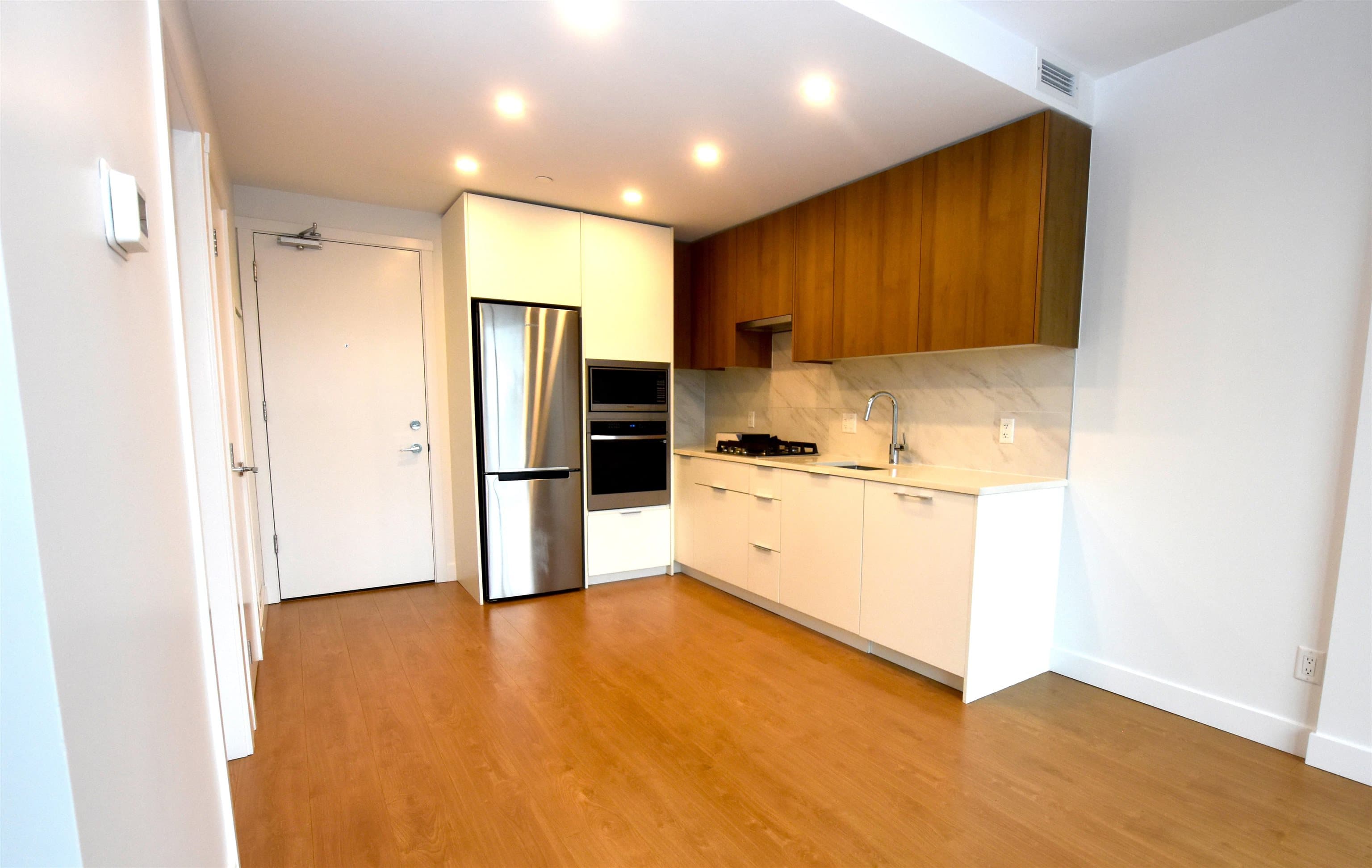 806 - 13359 Old Yale Road, Surrey, V3T 0S4 — photo 1