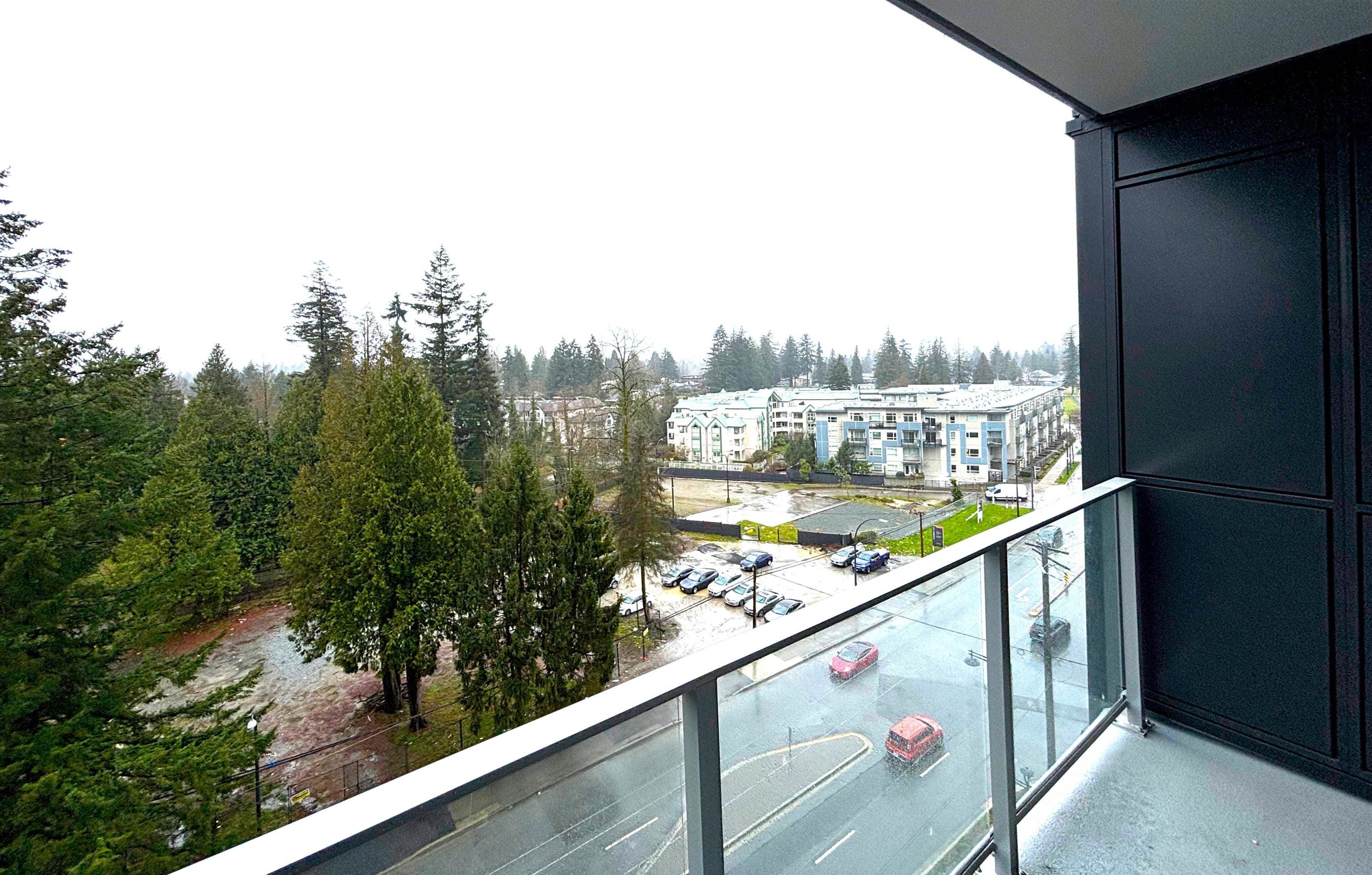 806 - 13359 Old Yale Road, Surrey, V3T 0S4 — photo 5