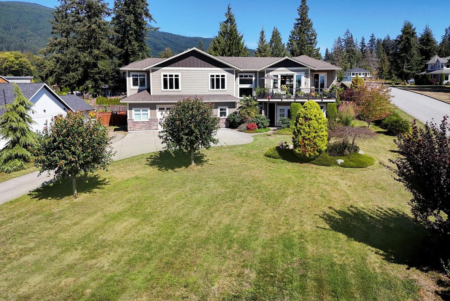 1464 Sunset Place, Gibsons — sold