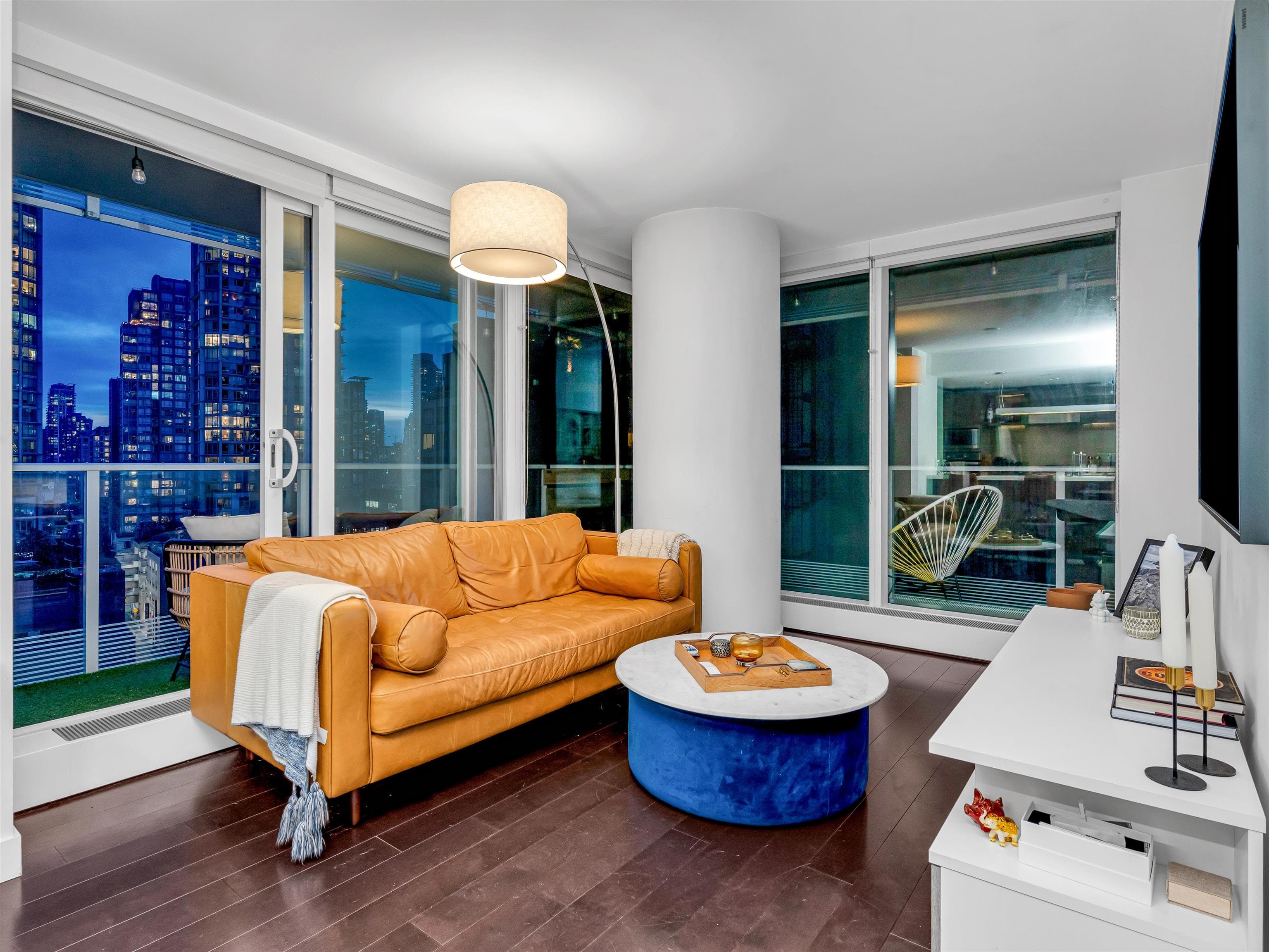 1001 - 777 Richards Street, Vancouver, V6B 0M6 — photo 5