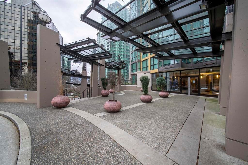 202 - 1331 Alberni Street, Vancouver, V6E 4S1 — photo 2