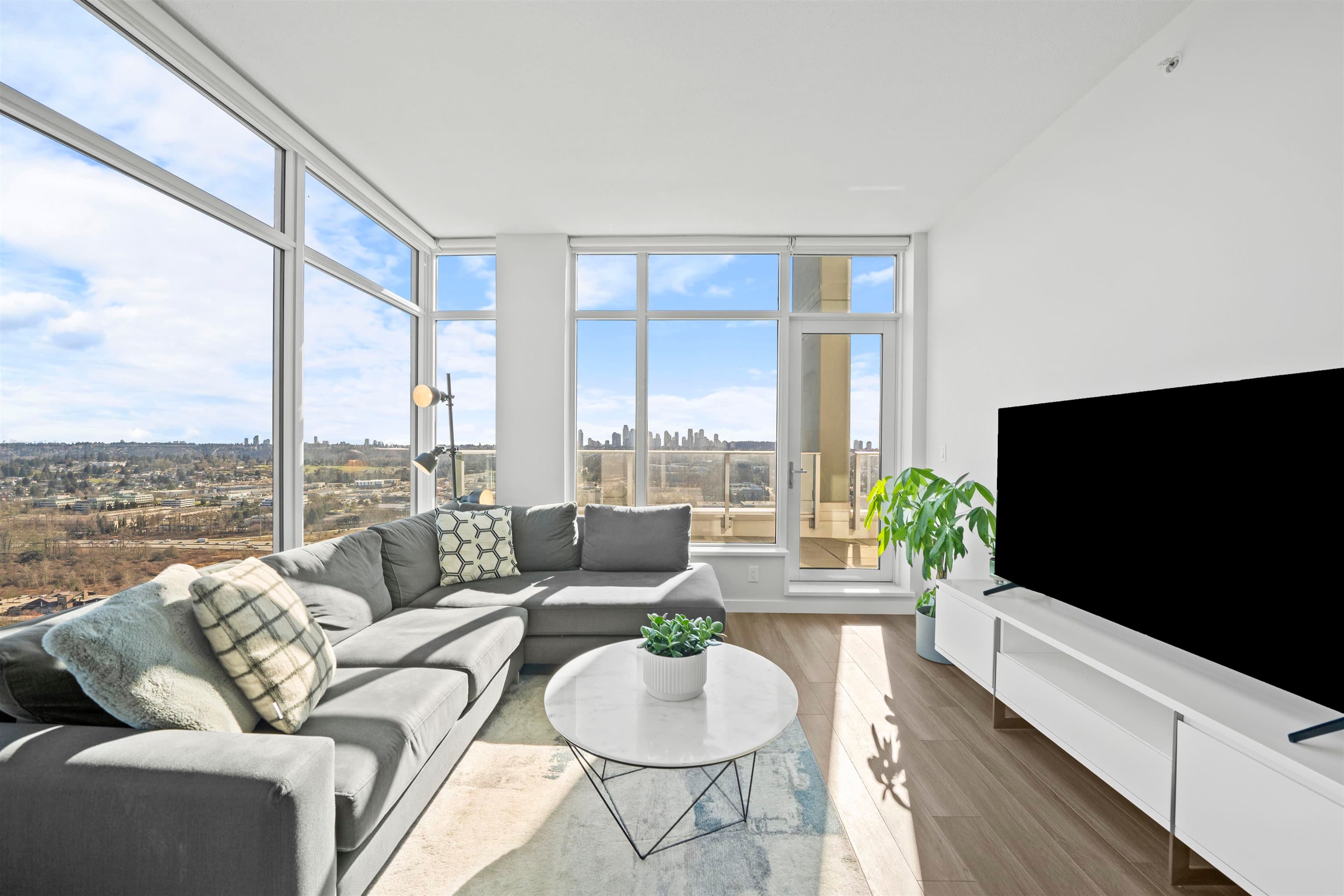 4101 - 2388 Madison Avenue, Burnaby, V5C 0K8 — photo 2