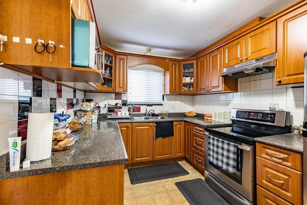 7380 Parkwood Drive, Surrey, V3W 7G6 — photo 5