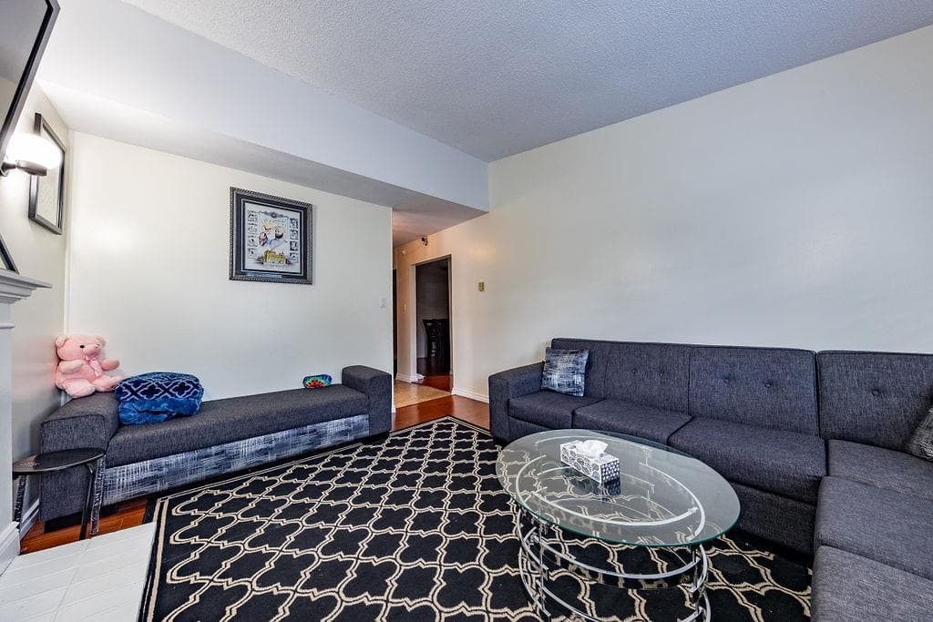 7380 Parkwood Drive, Surrey, V3W 7G6 — photo 2