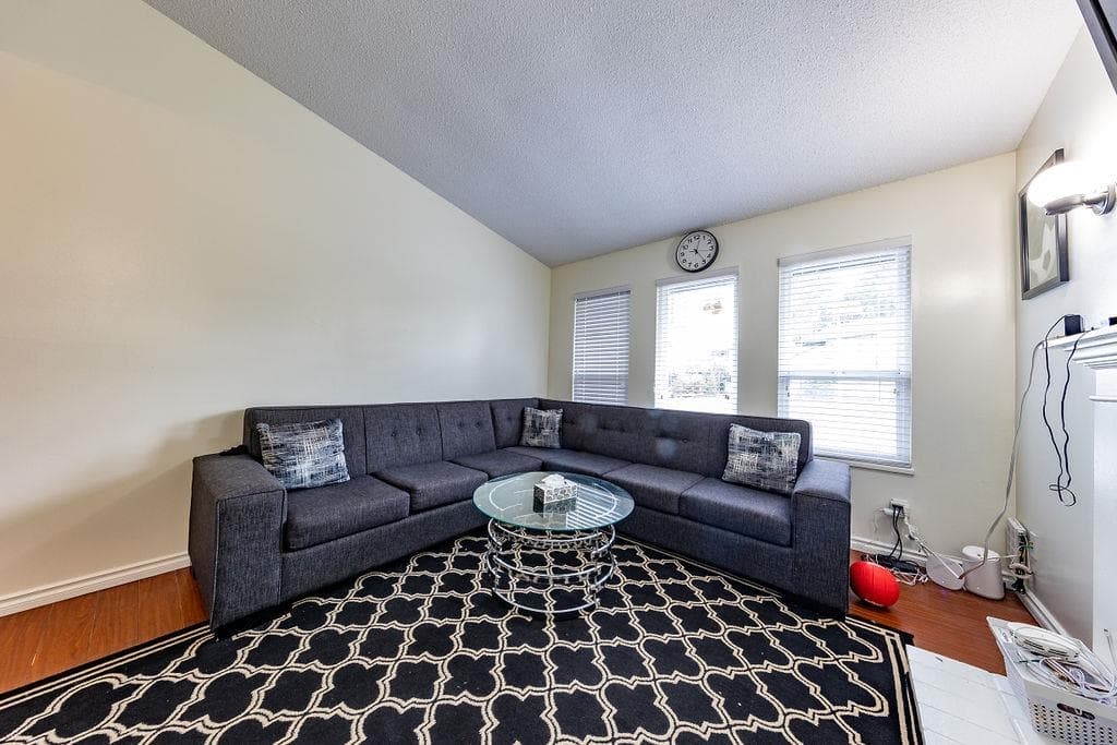 7380 Parkwood Drive, Surrey, V3W 7G6 — photo 3