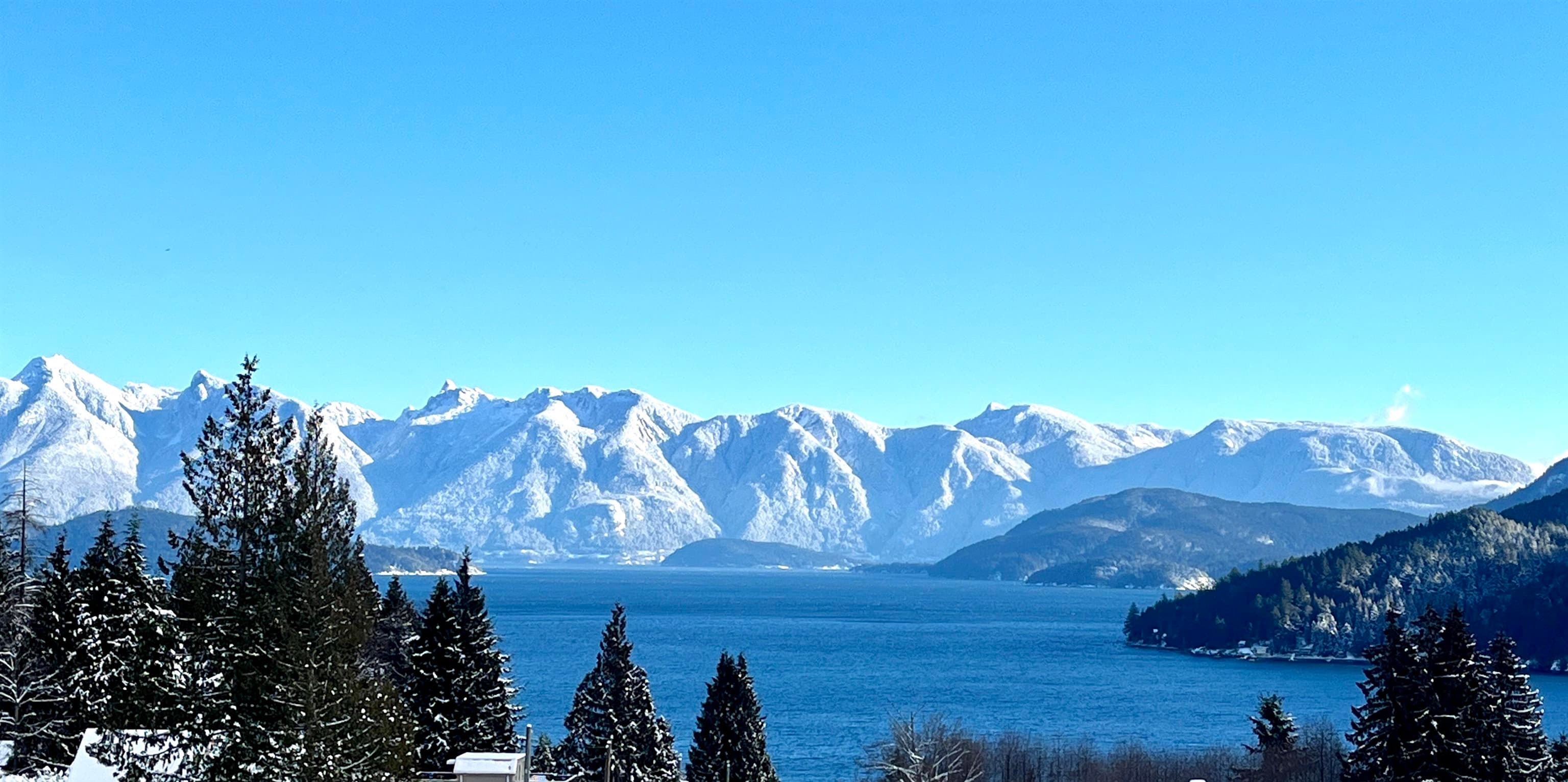 605 Woodland Avenue, Gibsons, V0N 1V1 — photo 4