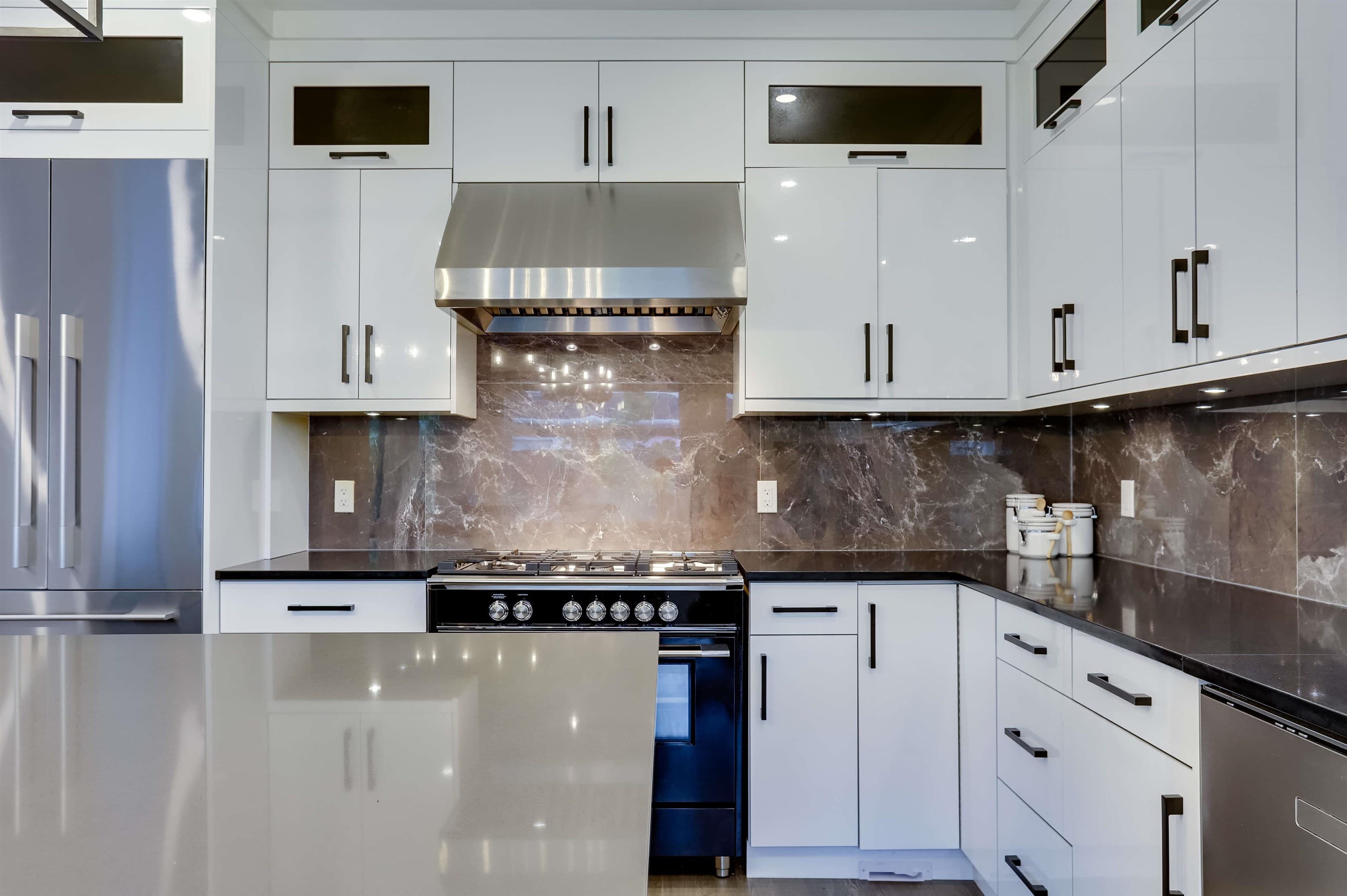 5067 44b Avenue, Delta, V4K 1J2 — photo 5
