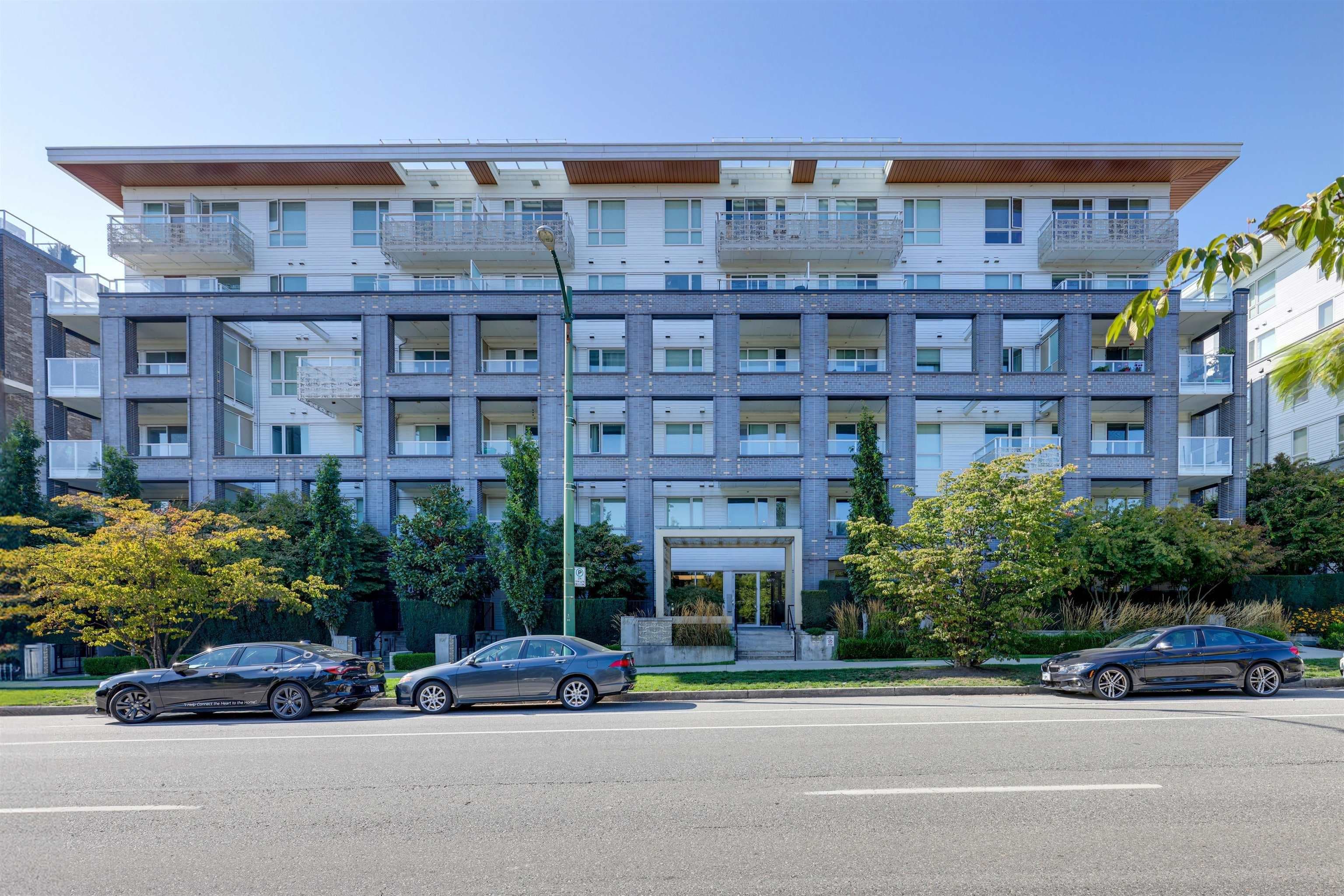 111 - 6677 Cambie Street, Vancouver