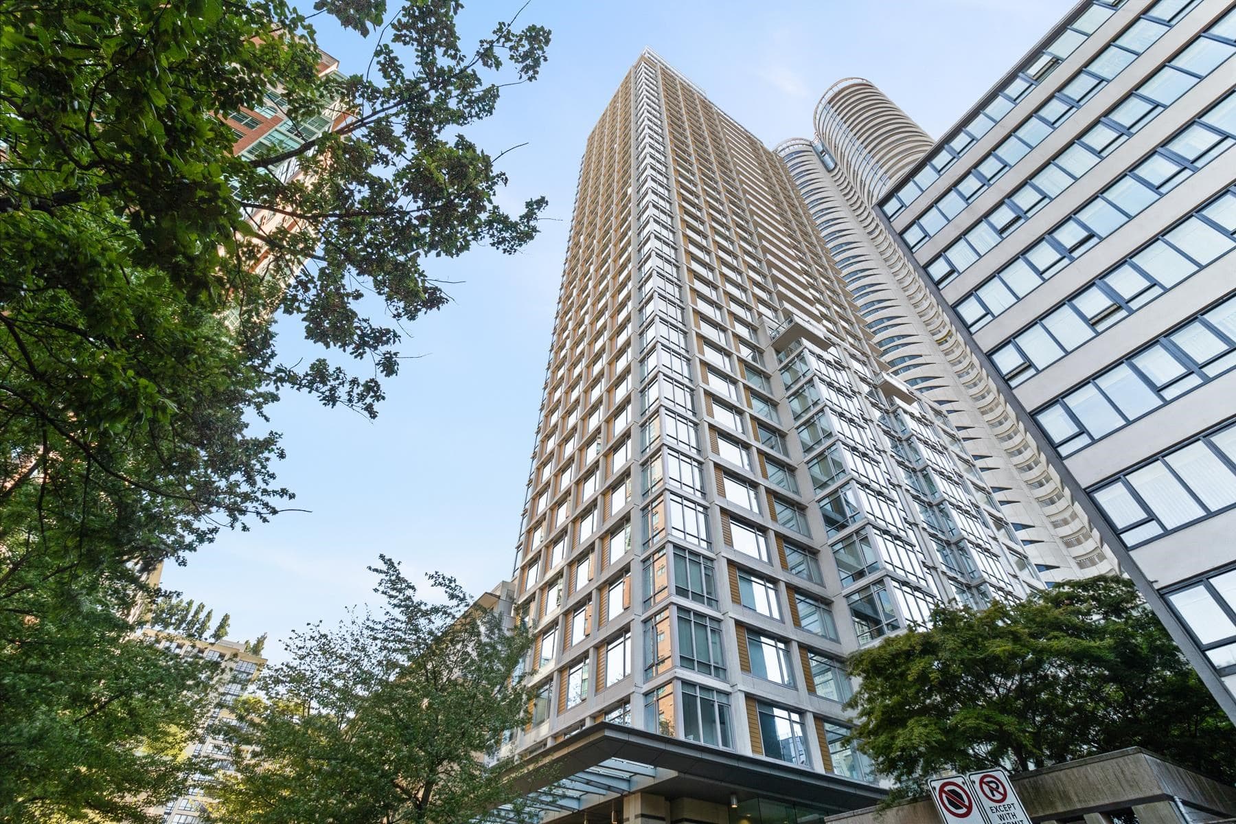 1808 - 1028 Barclay Street, Vancouver, V6E 0B1 — photo 2