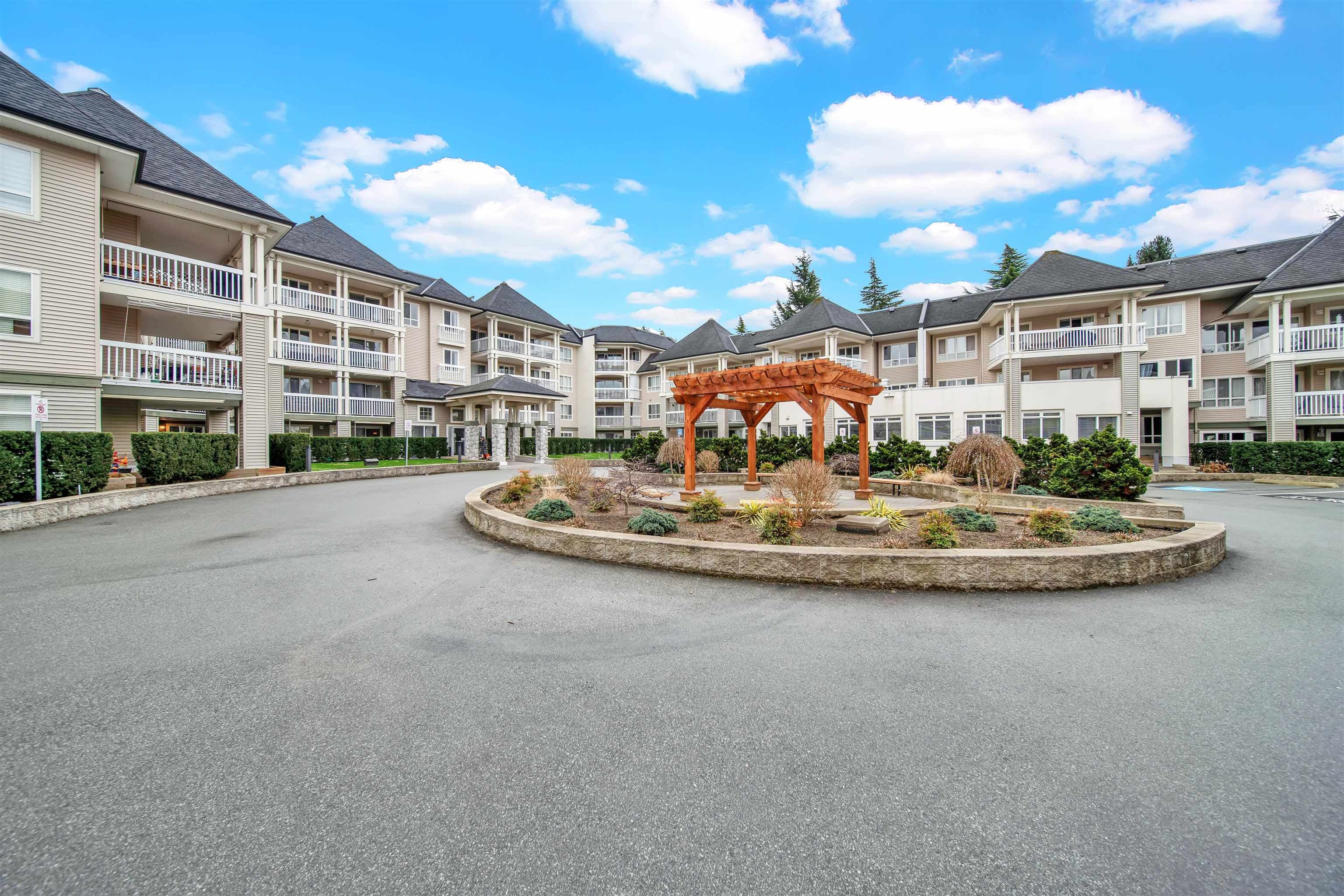111 - 22022 49 Avenue, Langley, V3A 3R9 — photo 2