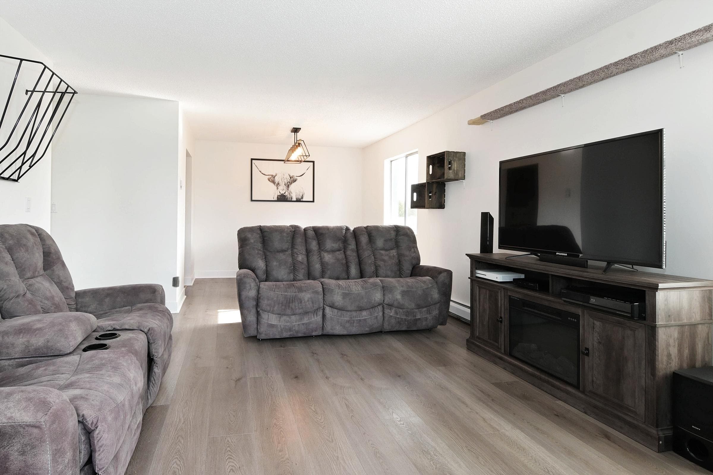 301 - 5700 200 Street, Langley, V3A 7S6 — photo 4