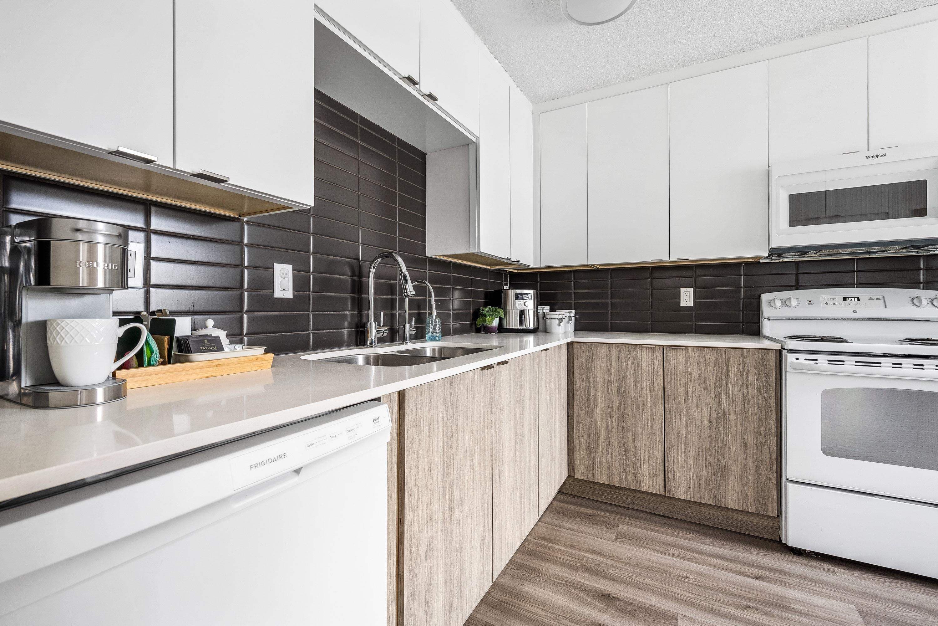 305 - 27411 28 Avenue, Langley, V4W 3V2 — photo 2