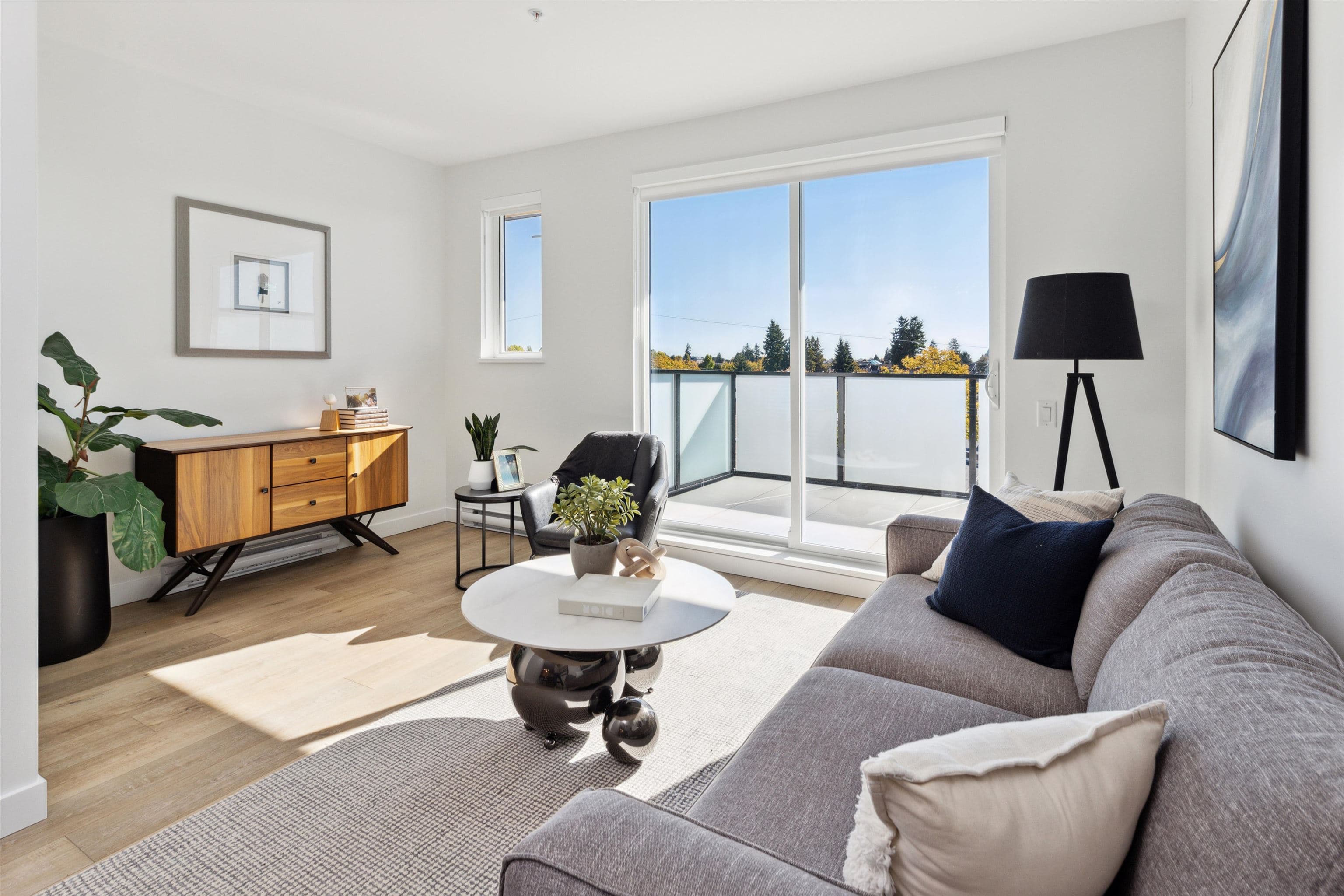404 - 4933 Clarendon Street, Vancouver, V5R 3J3 — photo 1