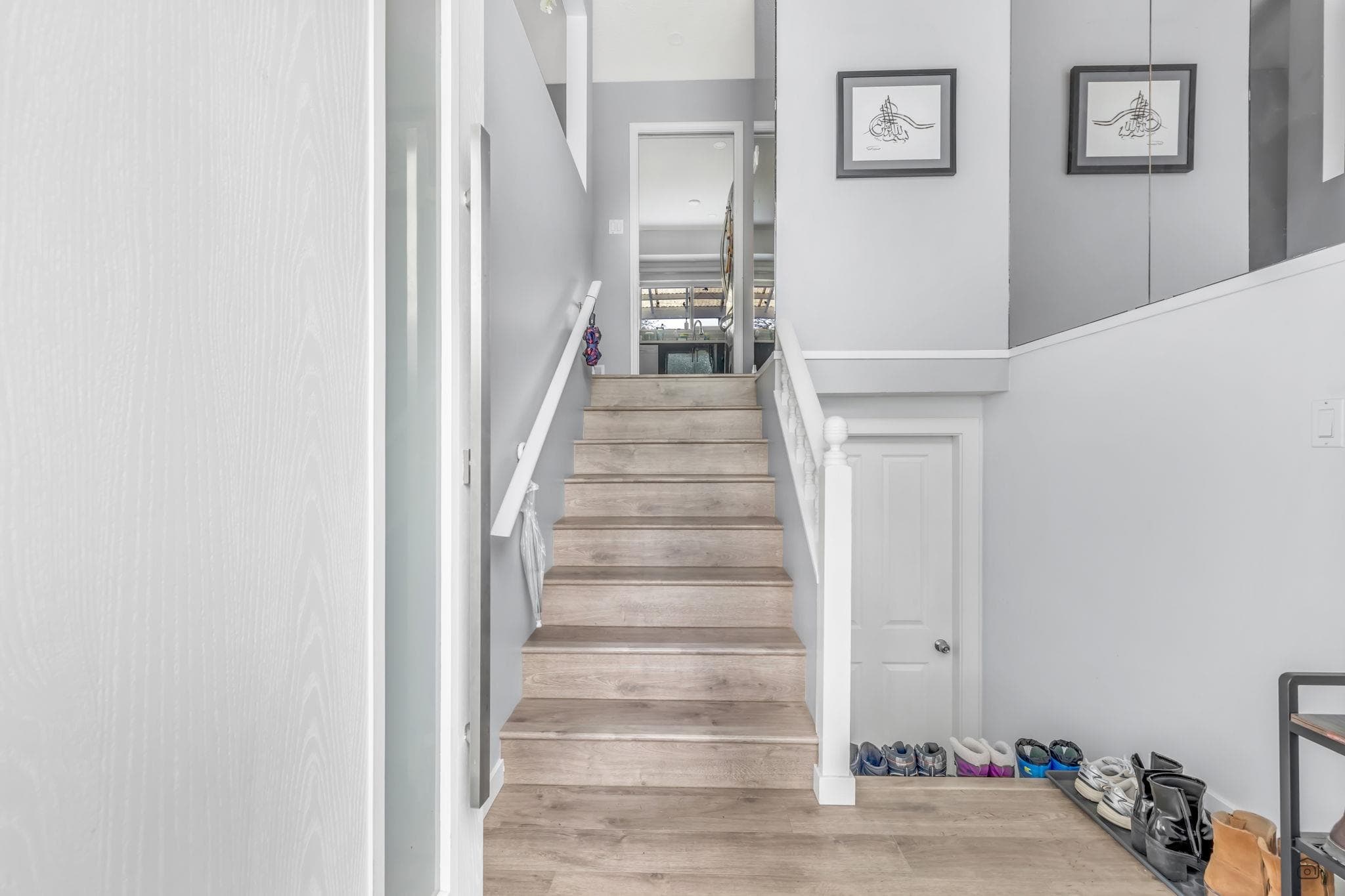 19536 118b Avenue, Pitt Meadows, V3Y 1L3 — photo 3