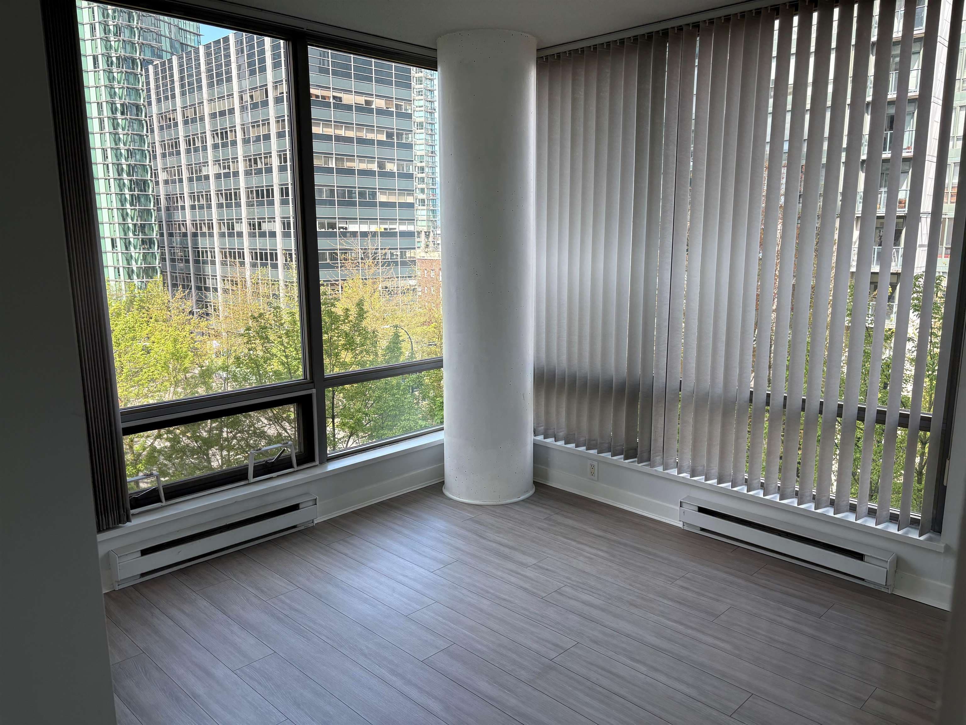 502 - 1200 W Georgia Street, Vancouver, V6E 4R2 — photo 4