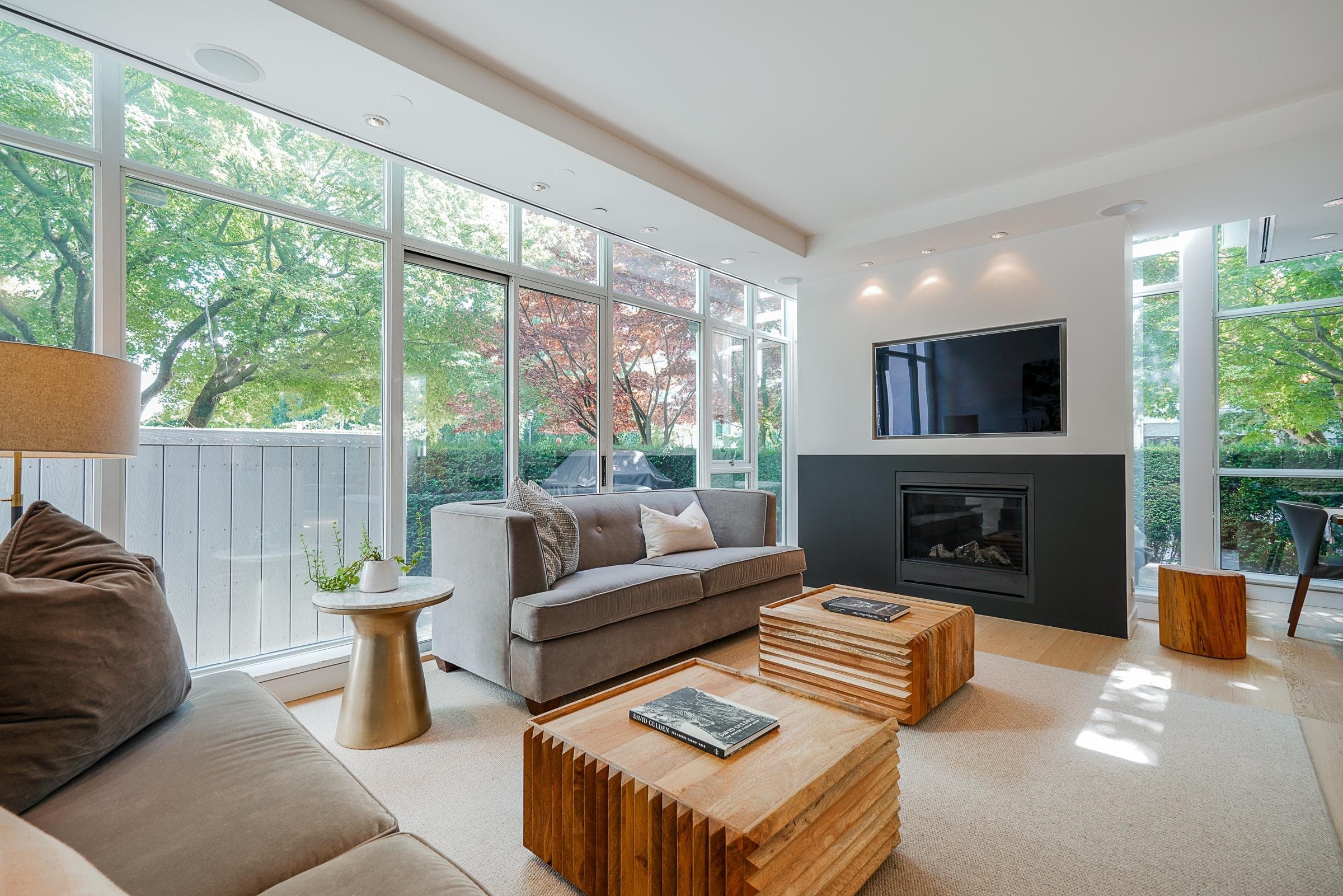 403 Beach Crescent, Vancouver, V6Z 3C9 — photo 2