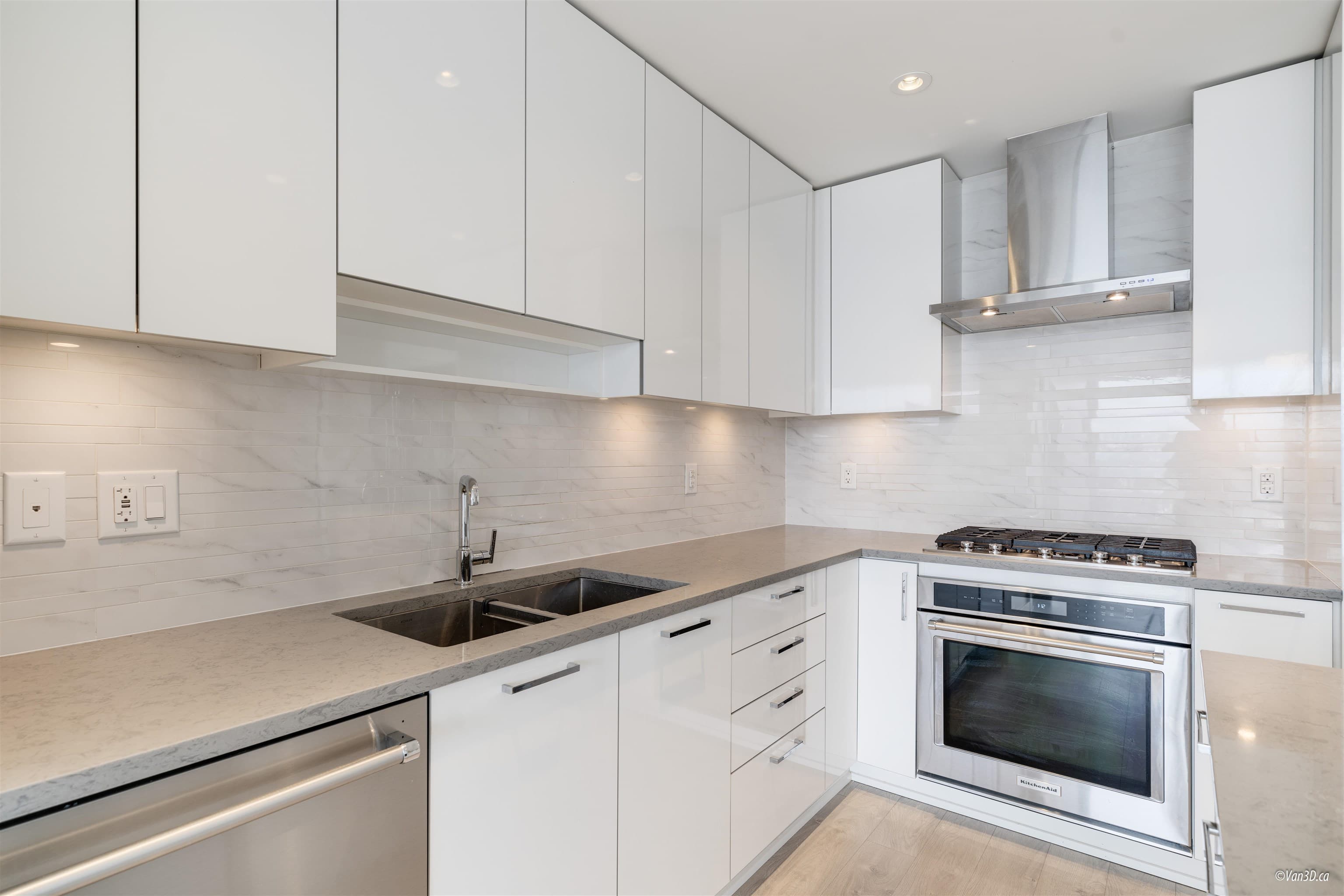 2706 - 1788 Gilmore Avenue, Burnaby, V5C 0L5 — photo 5