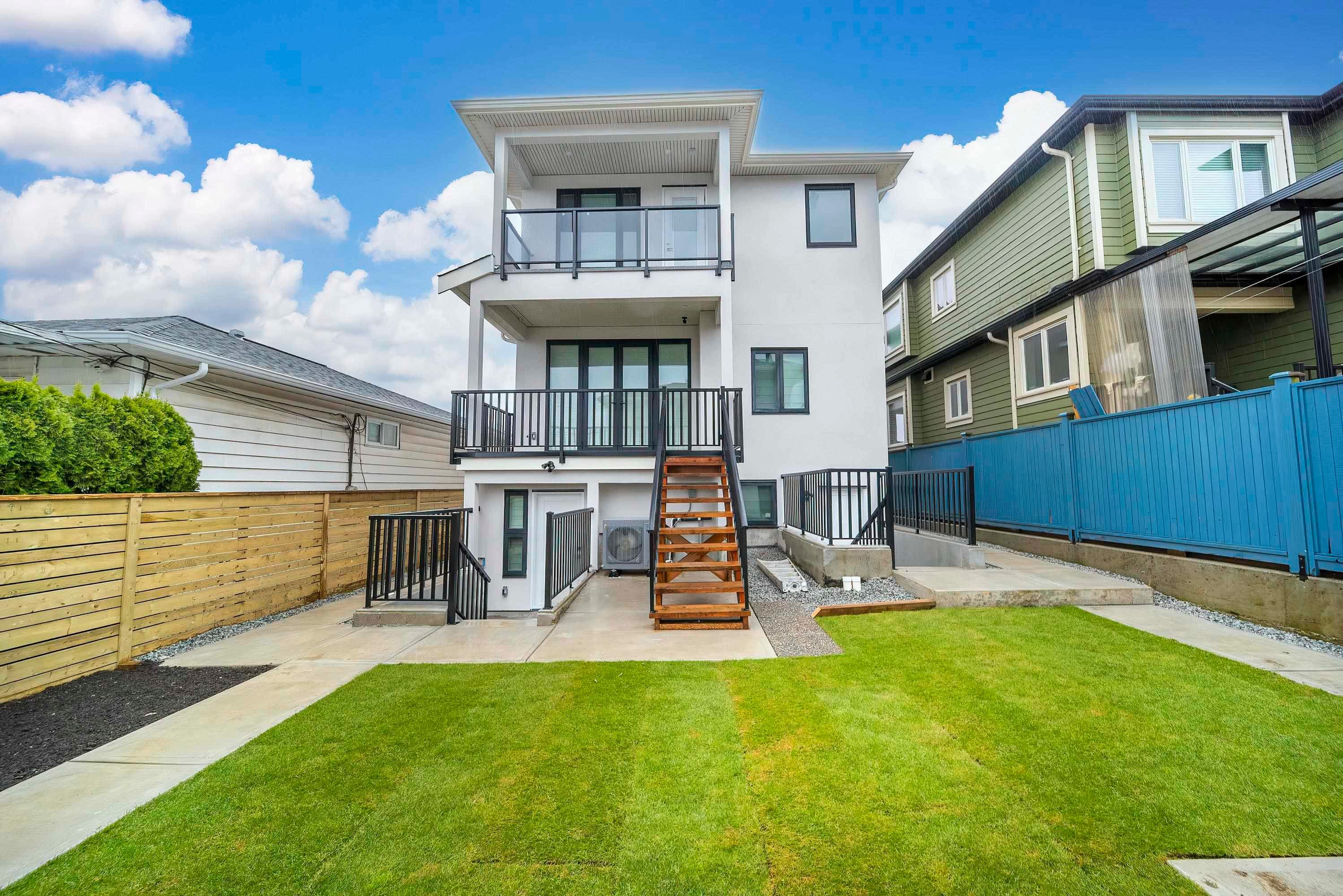 3073 E 3rd Avenue, Vancouver, V5M 1H9 — photo 5