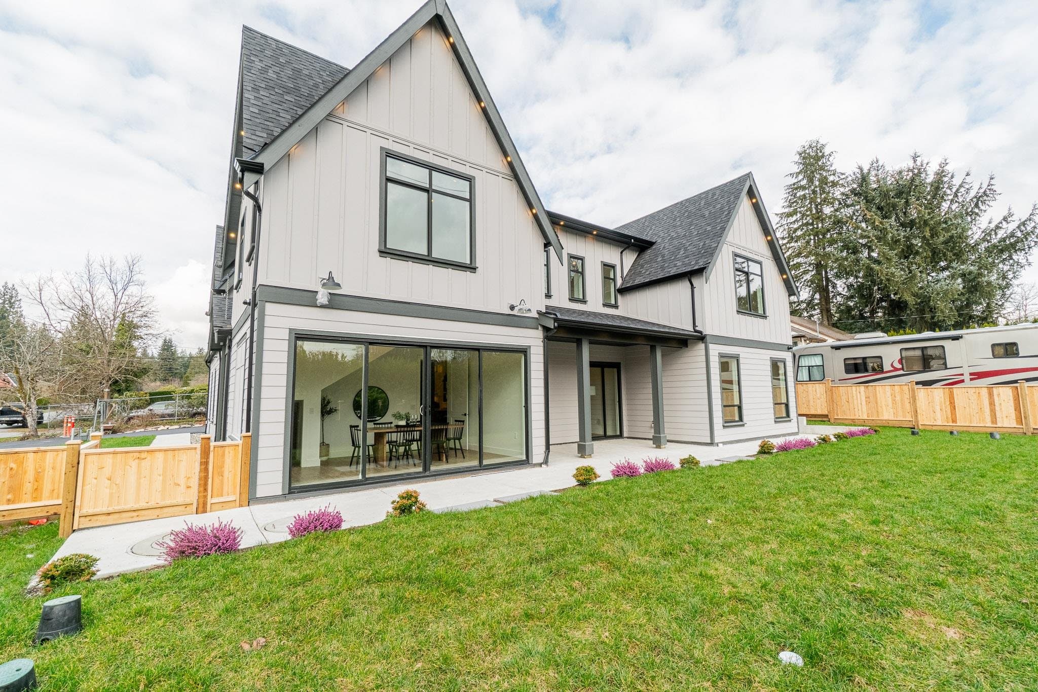 12018 261 Street, Maple Ridge, V2X 1A2 — photo 3
