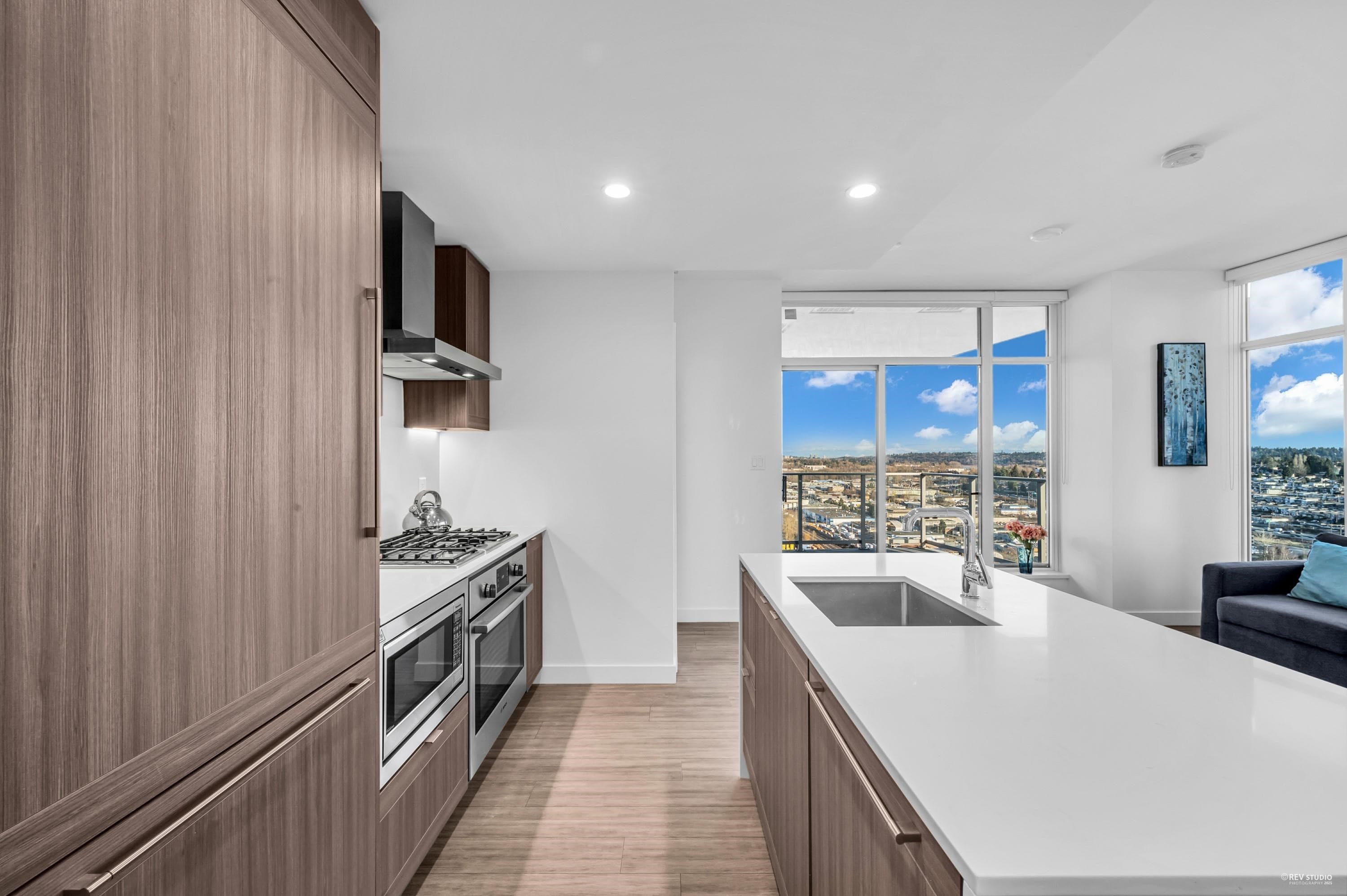 2503 - 2311 Beta Avenue, Burnaby, V5C 0M1 — photo 5