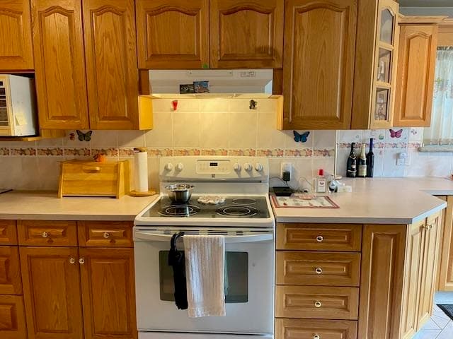 3168 E 16th Avenue, Vancouver, V5M 2M6 — photo 2