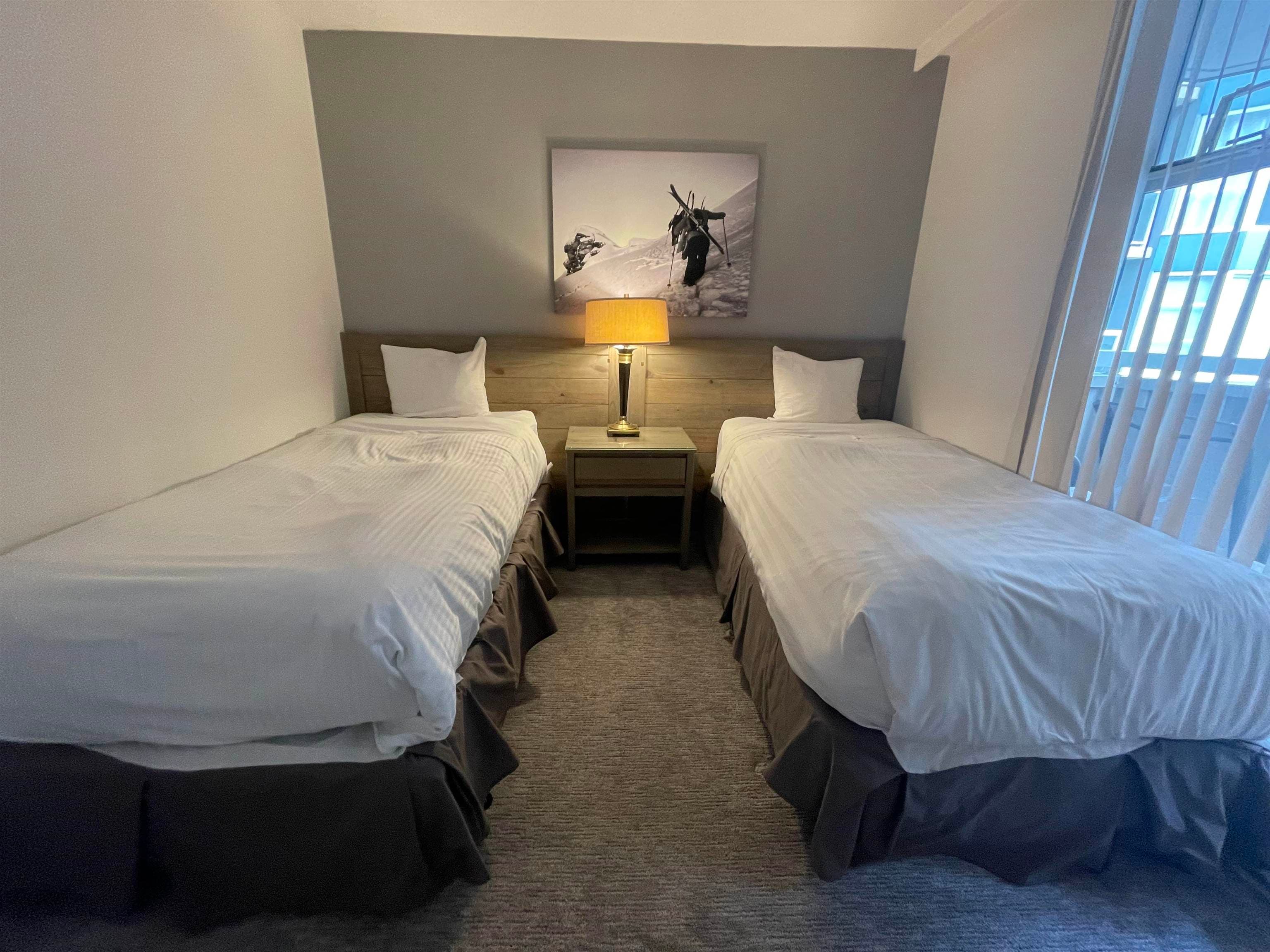 220 - 4910 Spearhead Place, Whistler, V0N 1B4 — photo 3