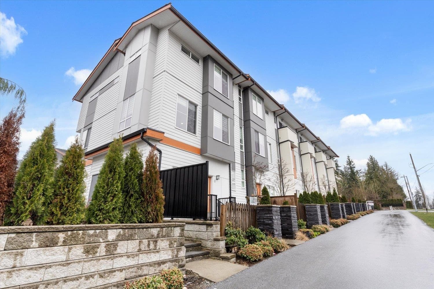 6 - 5960 142 Street, Surrey, V3X 1C8 — photo 3