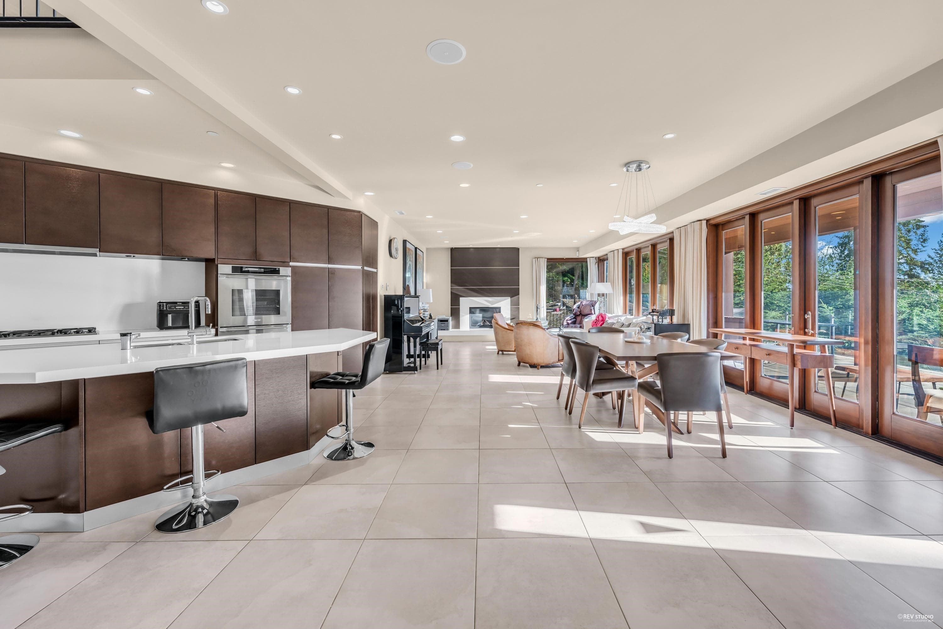 4742 Caulfeild Drive, West Vancouver, V7W 1G5 — photo 4