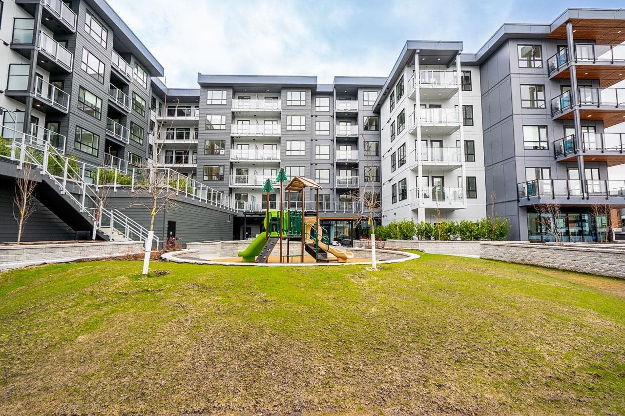 412 - 3596 Malsum Drive, North Vancouver, V7G 0B5 — photo 2