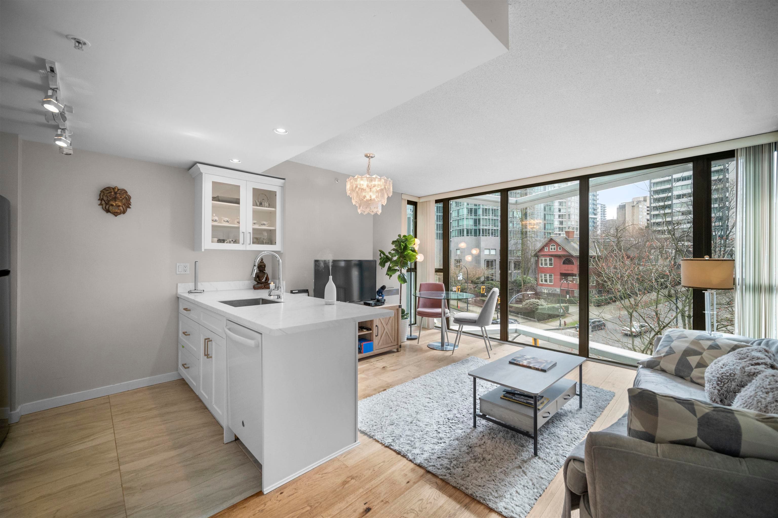 608 - 1331 W Georgia Street, Vancouver, V6E 4P1 — photo 2