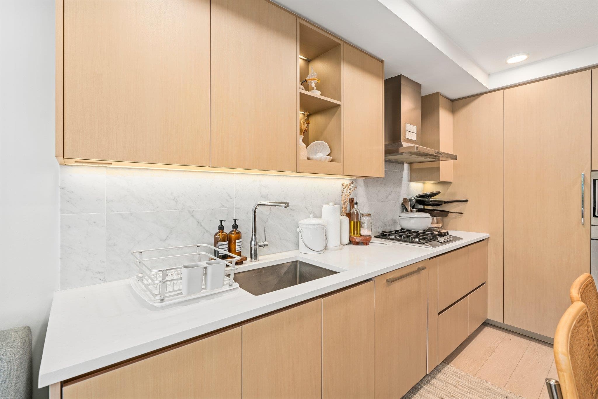 716 - 8800 Hazelbridge Way, Richmond, V6X 0S3 — photo 4
