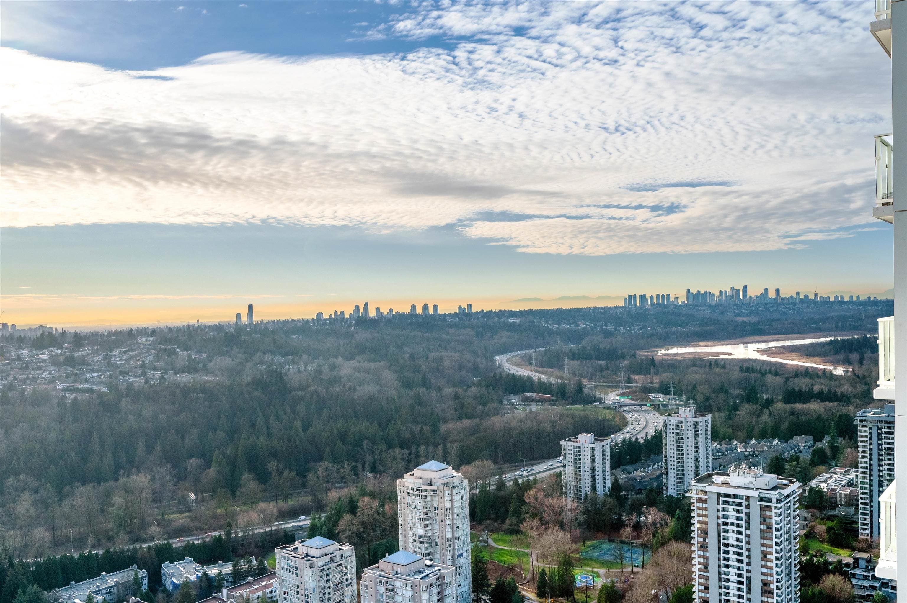 3905 - 3833 Evergreen Place, Burnaby, V3J 0M2 — photo 4