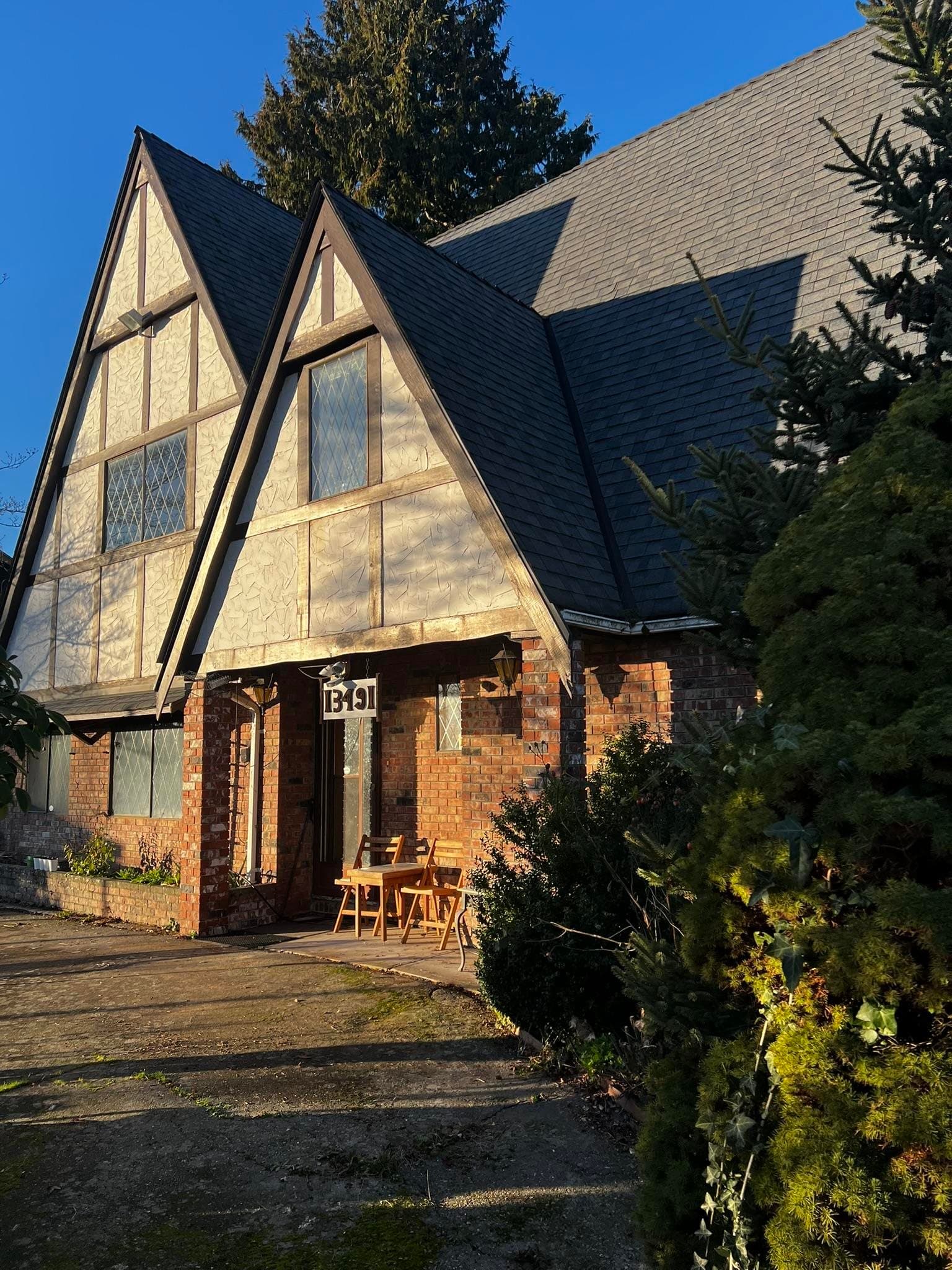 13491 Marine Drive, Surrey