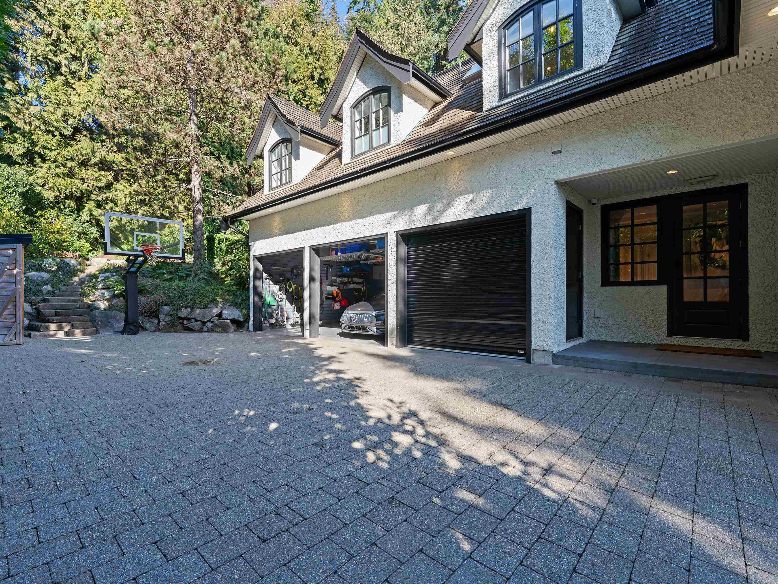 2985 Altamont Crescent, West Vancouver, V7V 3C2 — photo 3