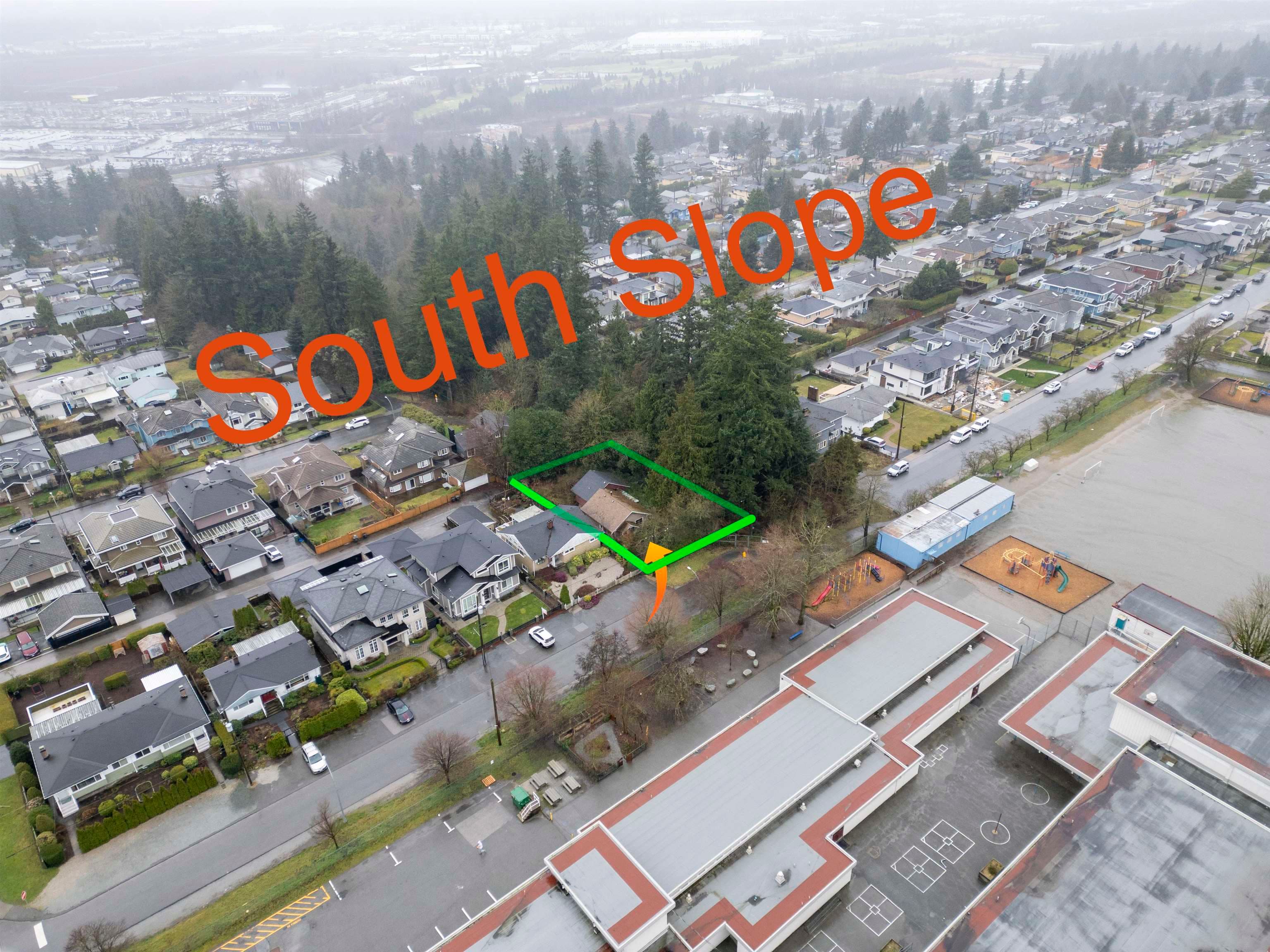 5808 Portland Street, Burnaby, V5J 2R8 — photo 2