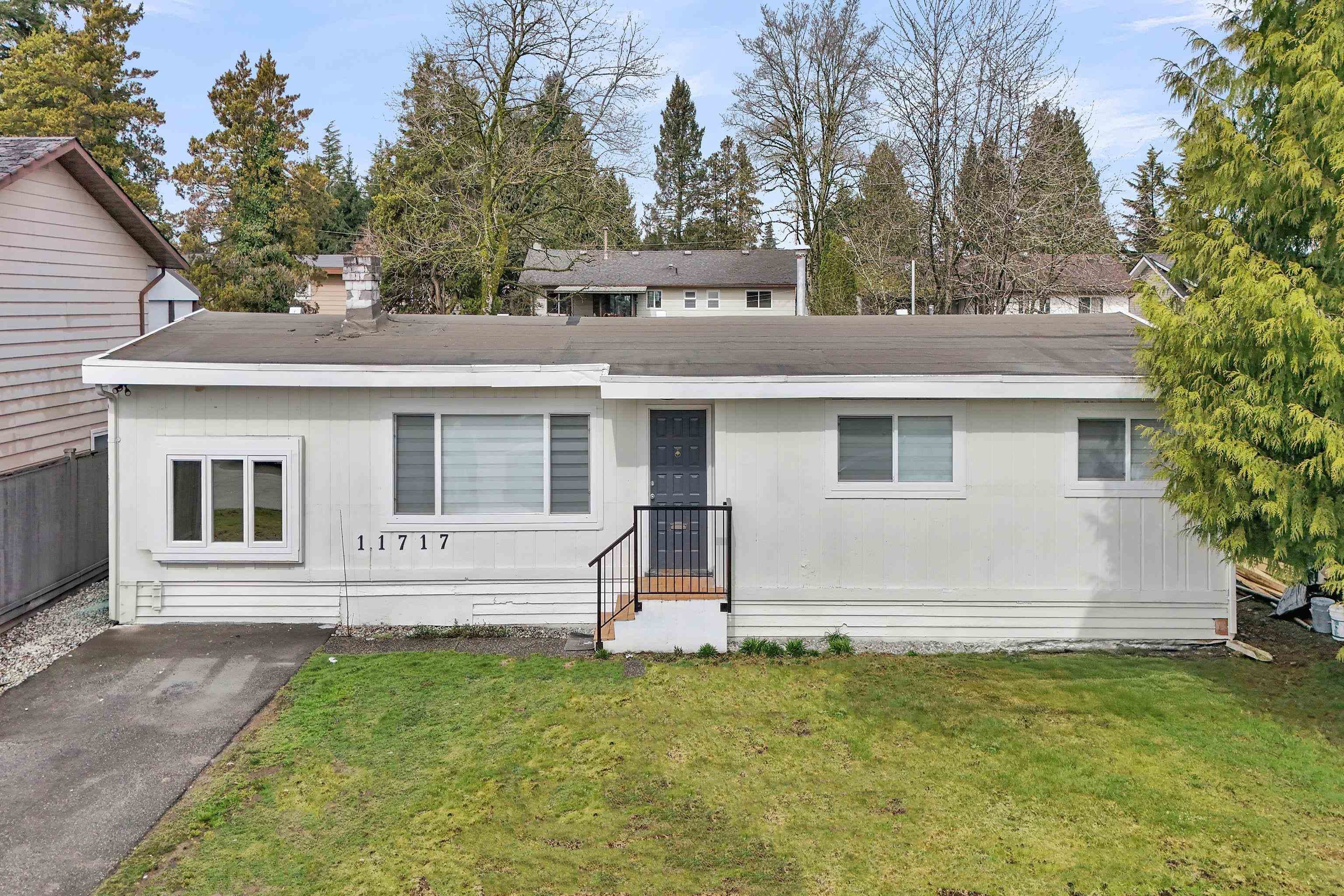 11717 82b Avenue, Delta, V4C 2E8 — photo 2